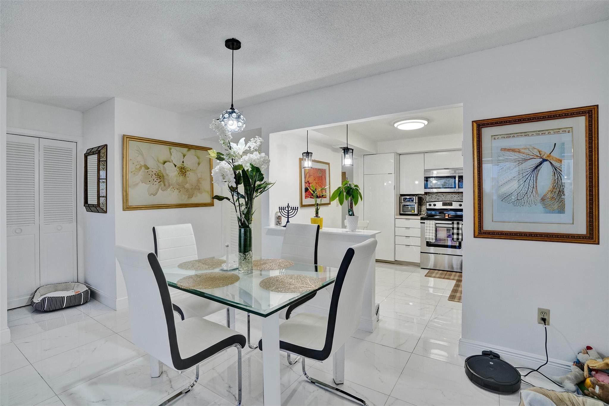 18041 Biscayne Boulevard 503 Property Photo 4