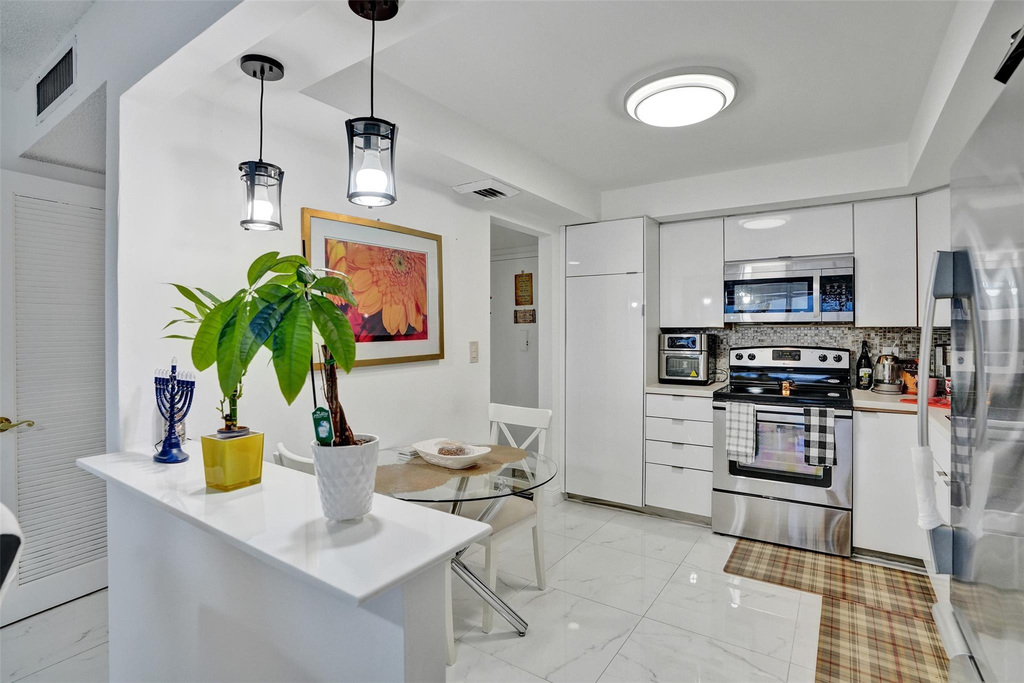 18041 Biscayne Boulevard 503 Property Photo 7