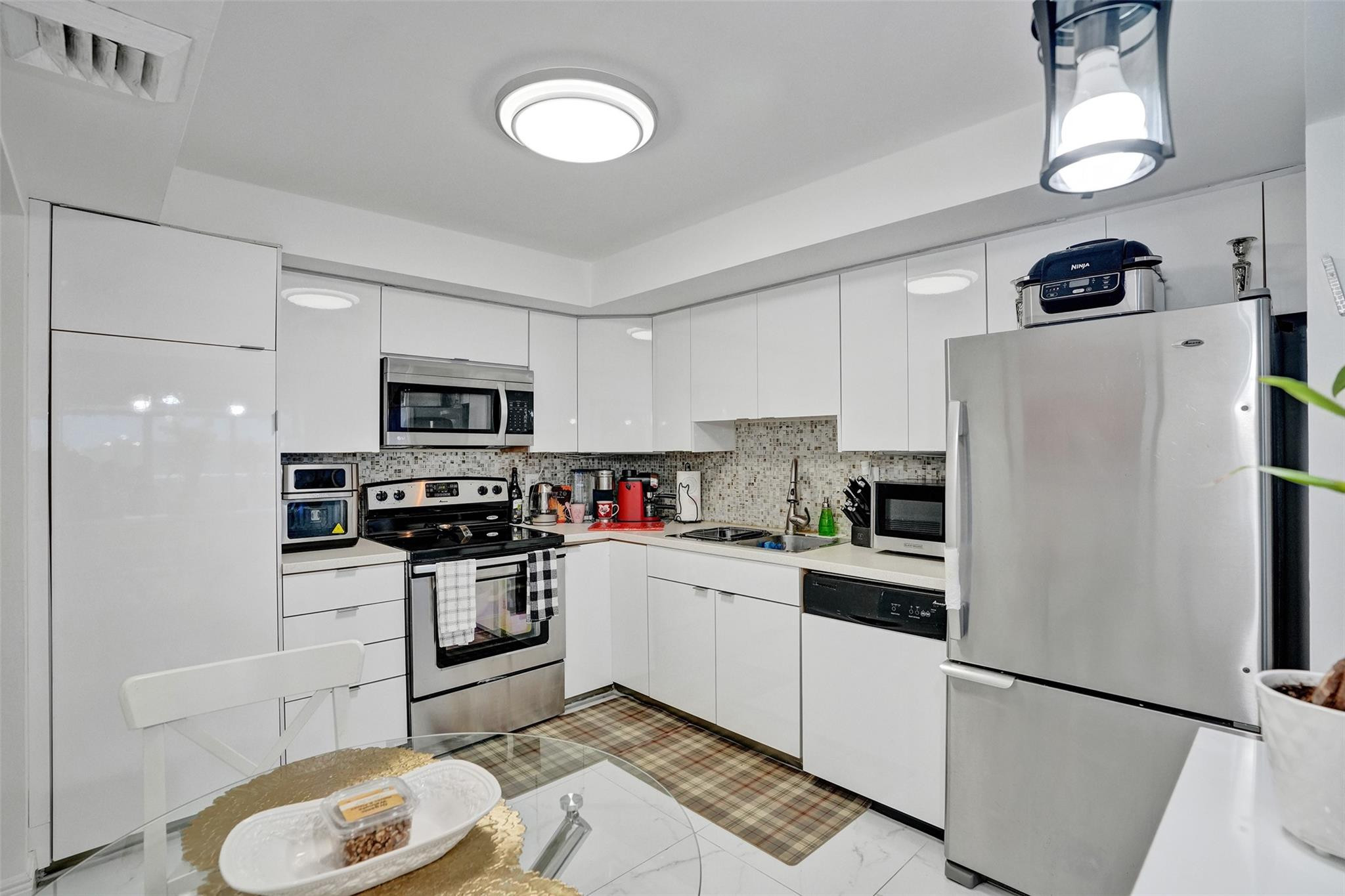 18041 Biscayne Boulevard 503 Property Photo 8