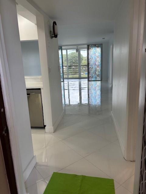 1811 Sabal Palm 405 Property Photo 5