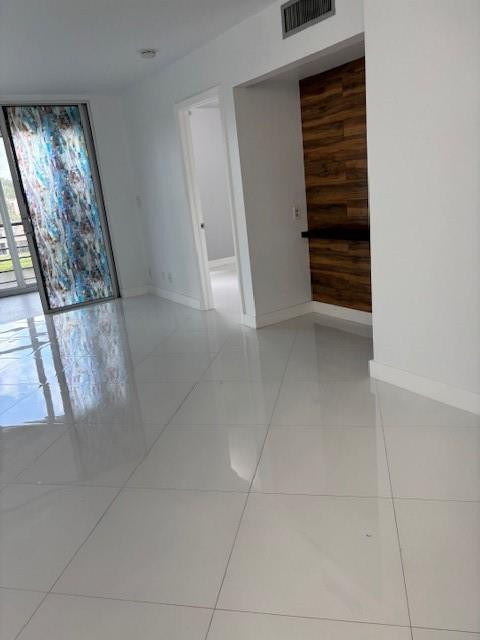 1811 Sabal Palm 405 Property Photo 13