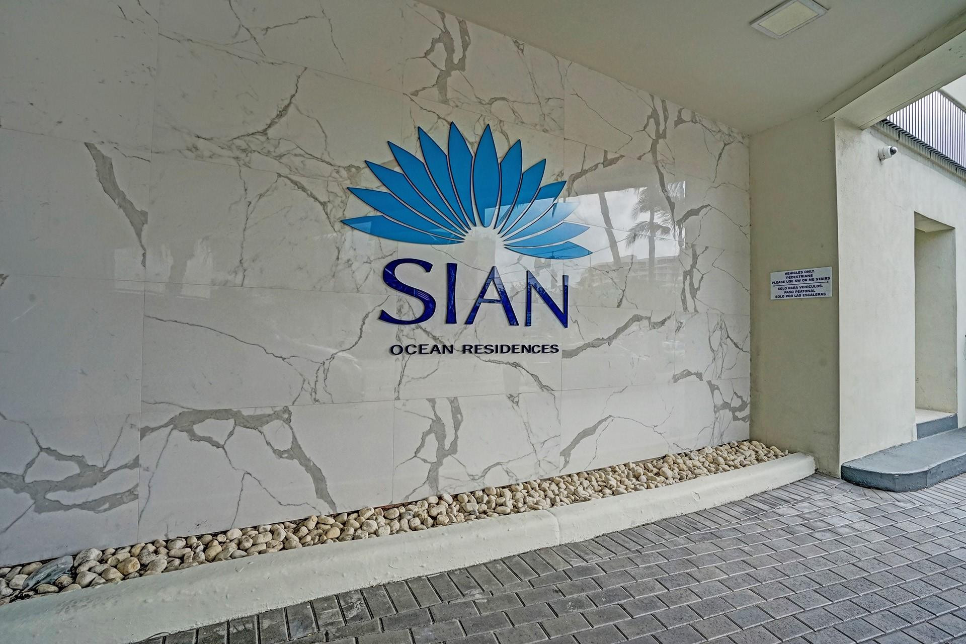 4001 S Ocean Drive 5k Property Photo 2