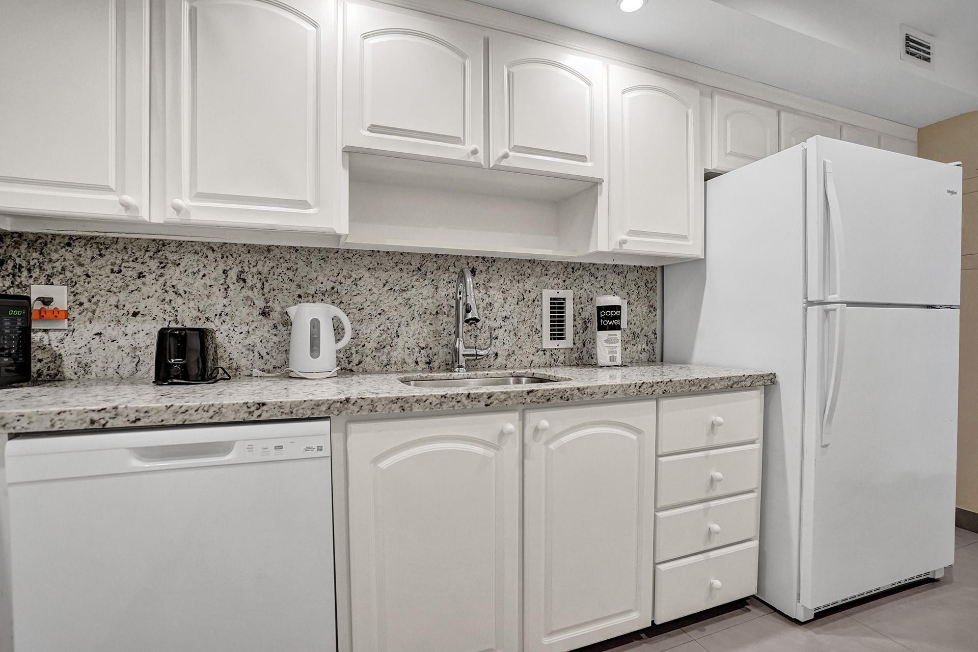 4001 S Ocean Drive 5k Property Photo 12