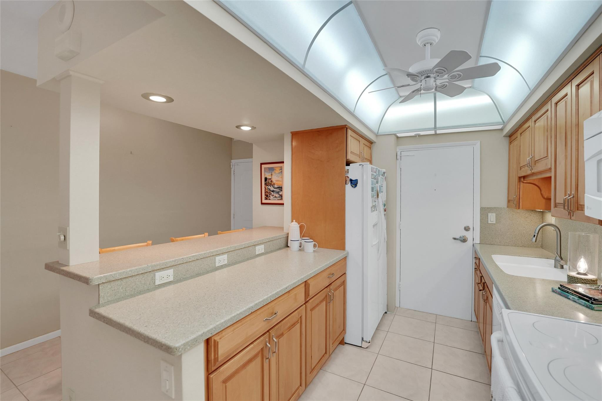 3200 Ne 36th Street 319 Property Photo 6