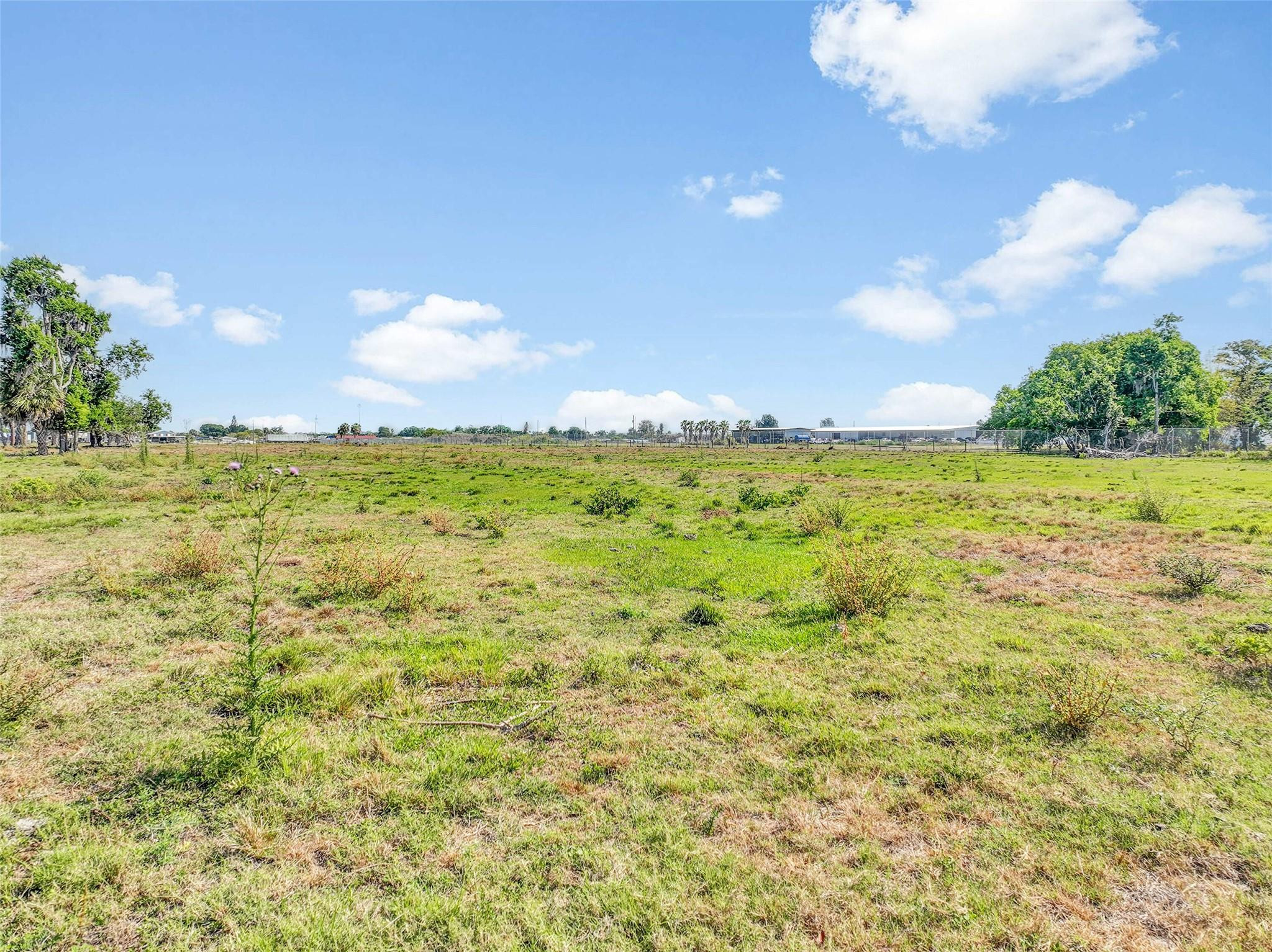 672 State Road 78 Property Photo 13