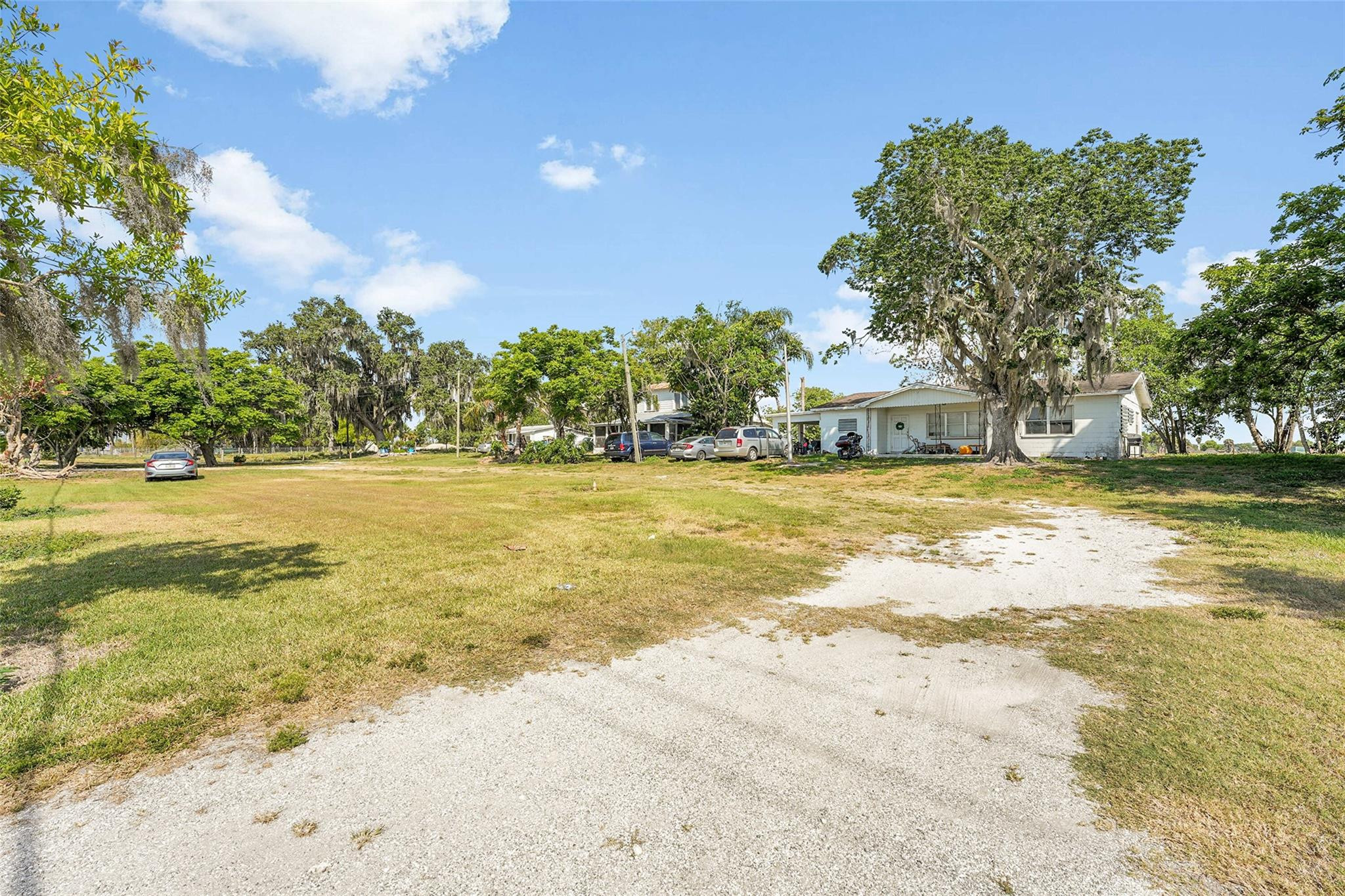 651 State Road 78 Property Photo 8