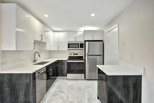 1901 S Ocean Drive 202 Property Photo 6