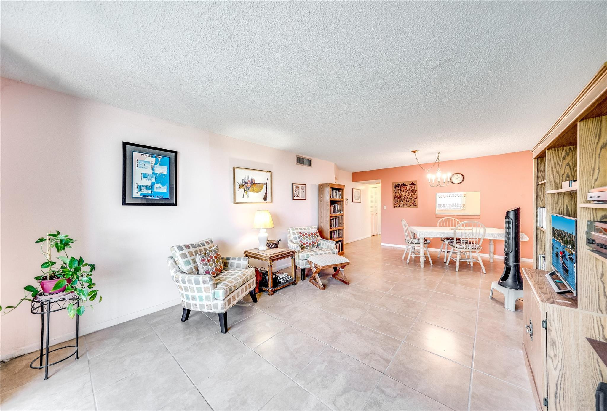 2860 Somerset Drive 404k Property Photo 4
