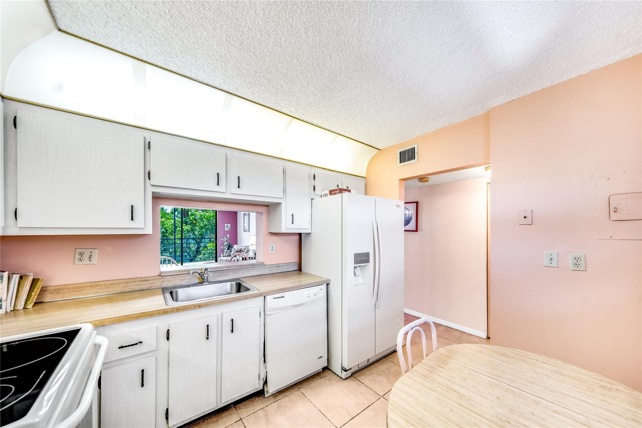 2860 Somerset Drive 404k Property Photo 10