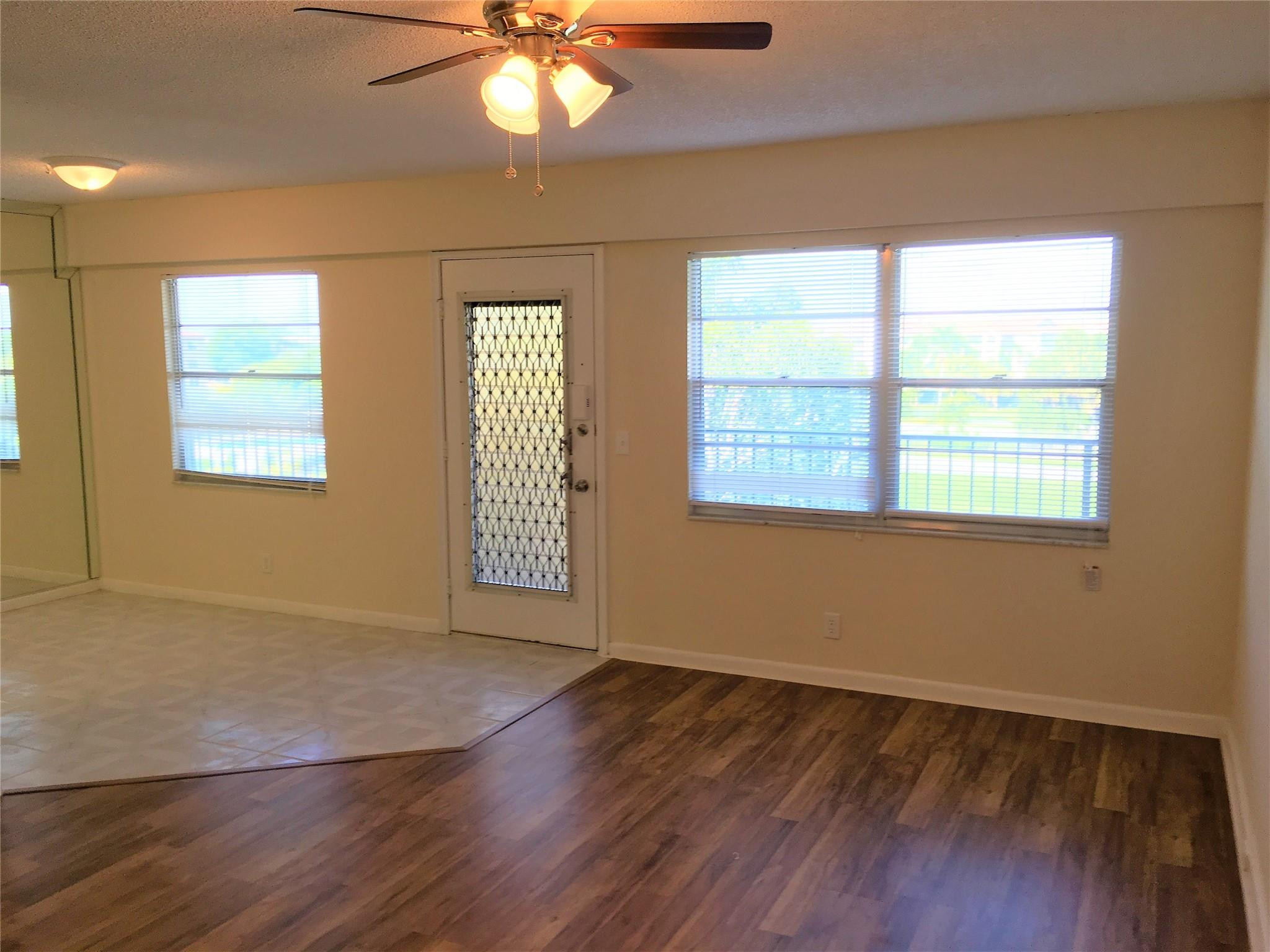 551 Sw 135th Avenue 405b Property Photo 6