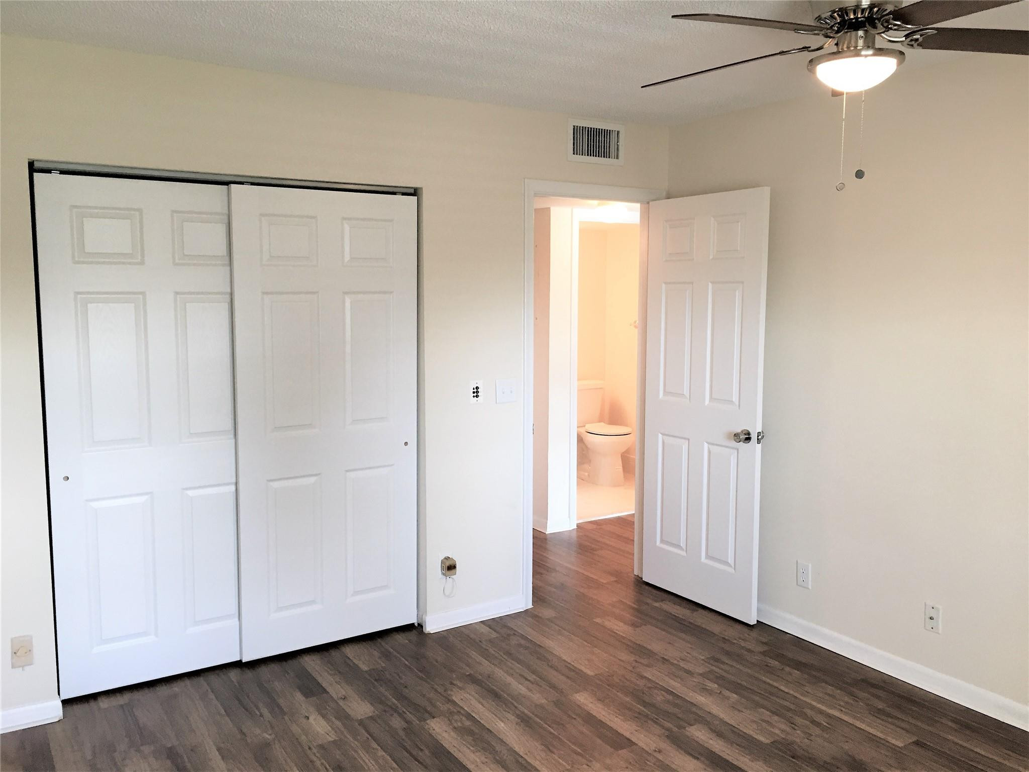 551 Sw 135th Avenue 405b Property Photo 18