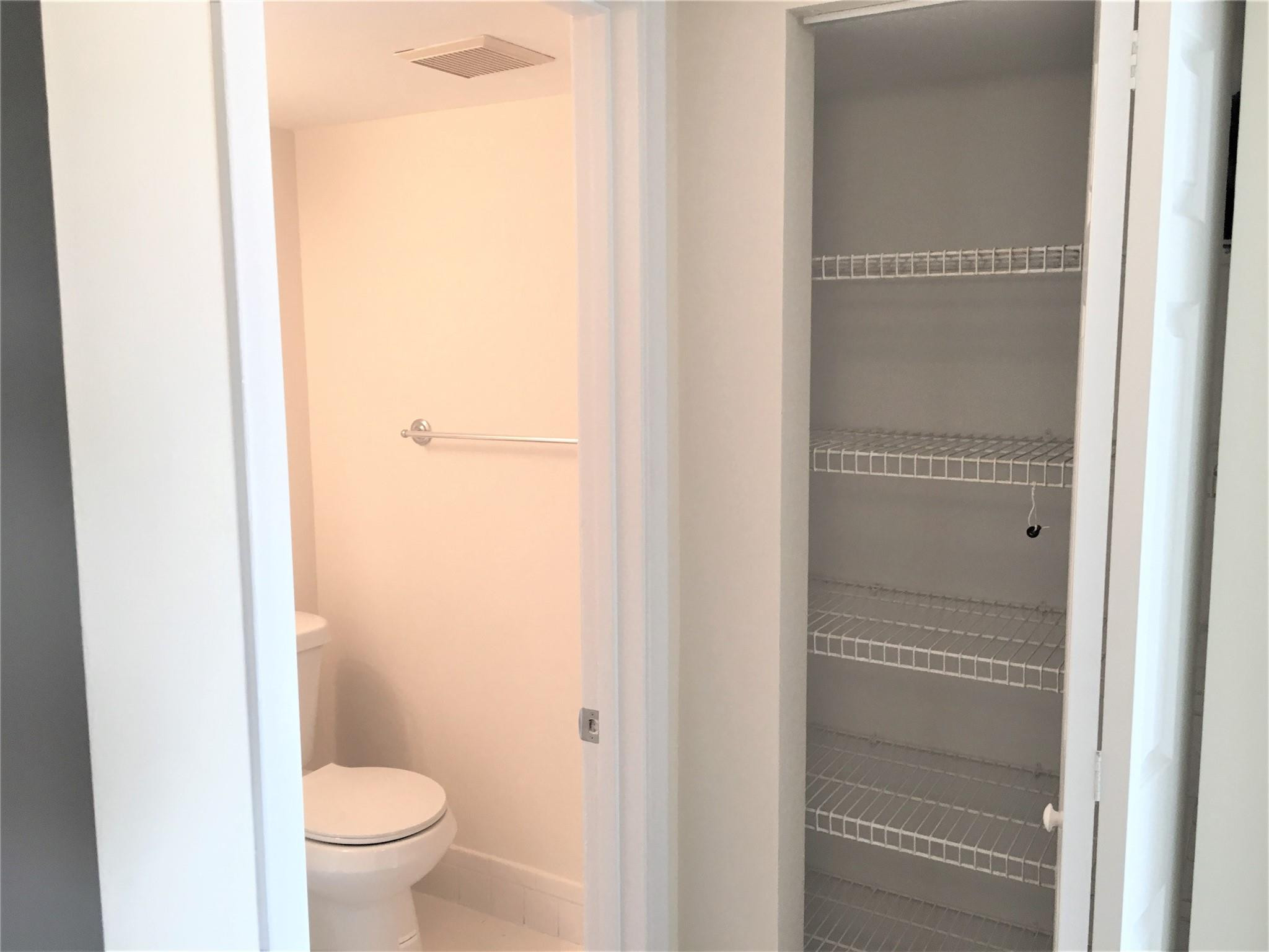 551 Sw 135th Avenue 405b Property Photo 20