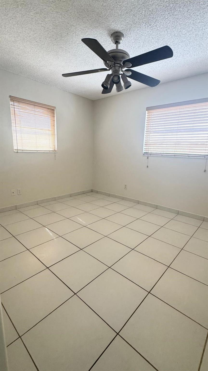 2491 82 Property Photo 10
