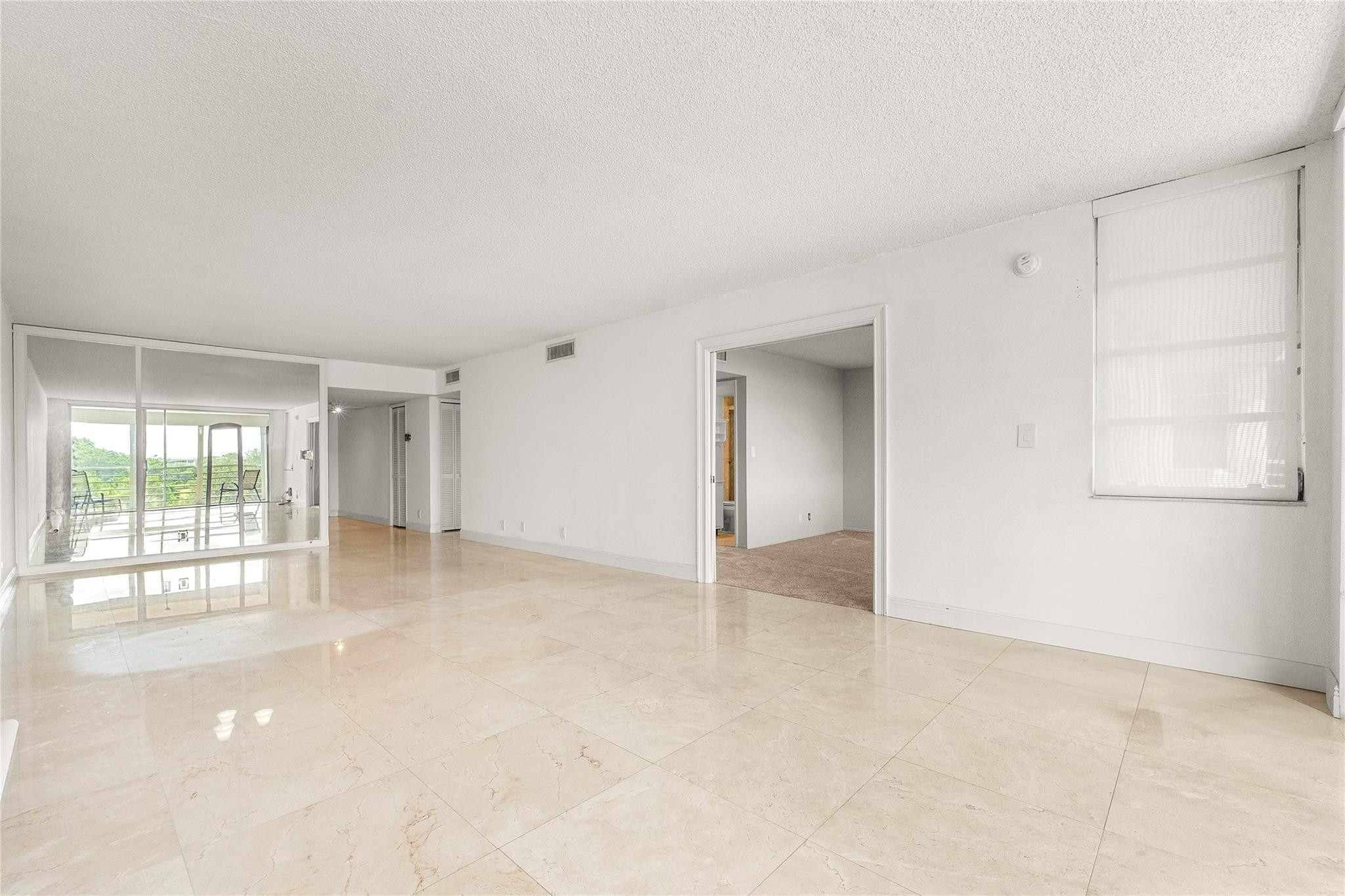 535 Oaks Drive 508 Property Photo 18