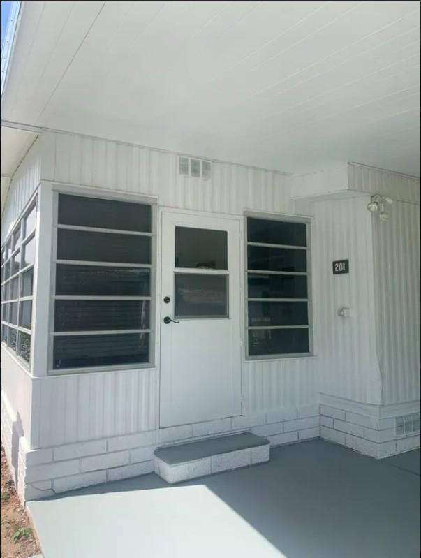 2219 Nw 47th Circle Property Photo 4