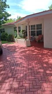 5620 Monroe Street Property Photo 10