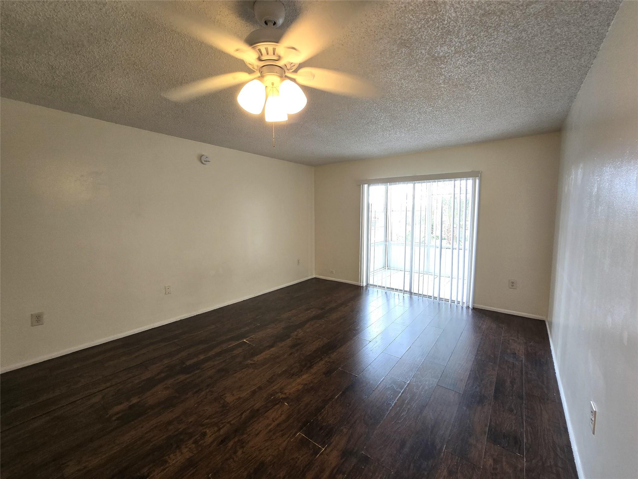 4334 Nw 9th Avenue 9-3b Property Photo 7