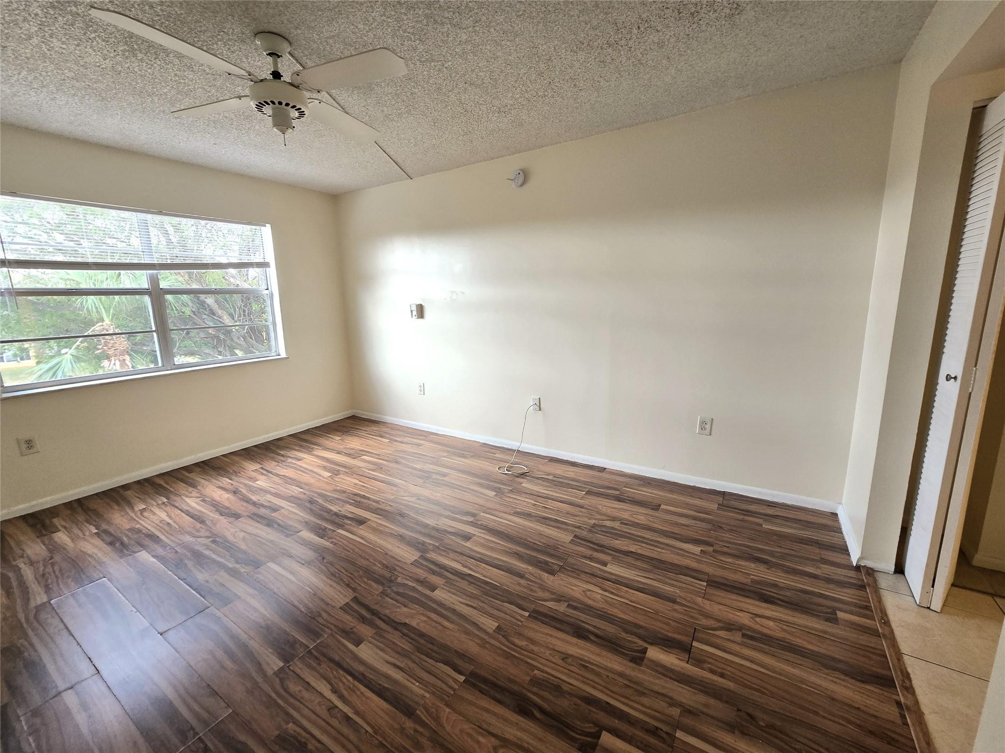 4334 Nw 9th Avenue 9-3b Property Photo 9