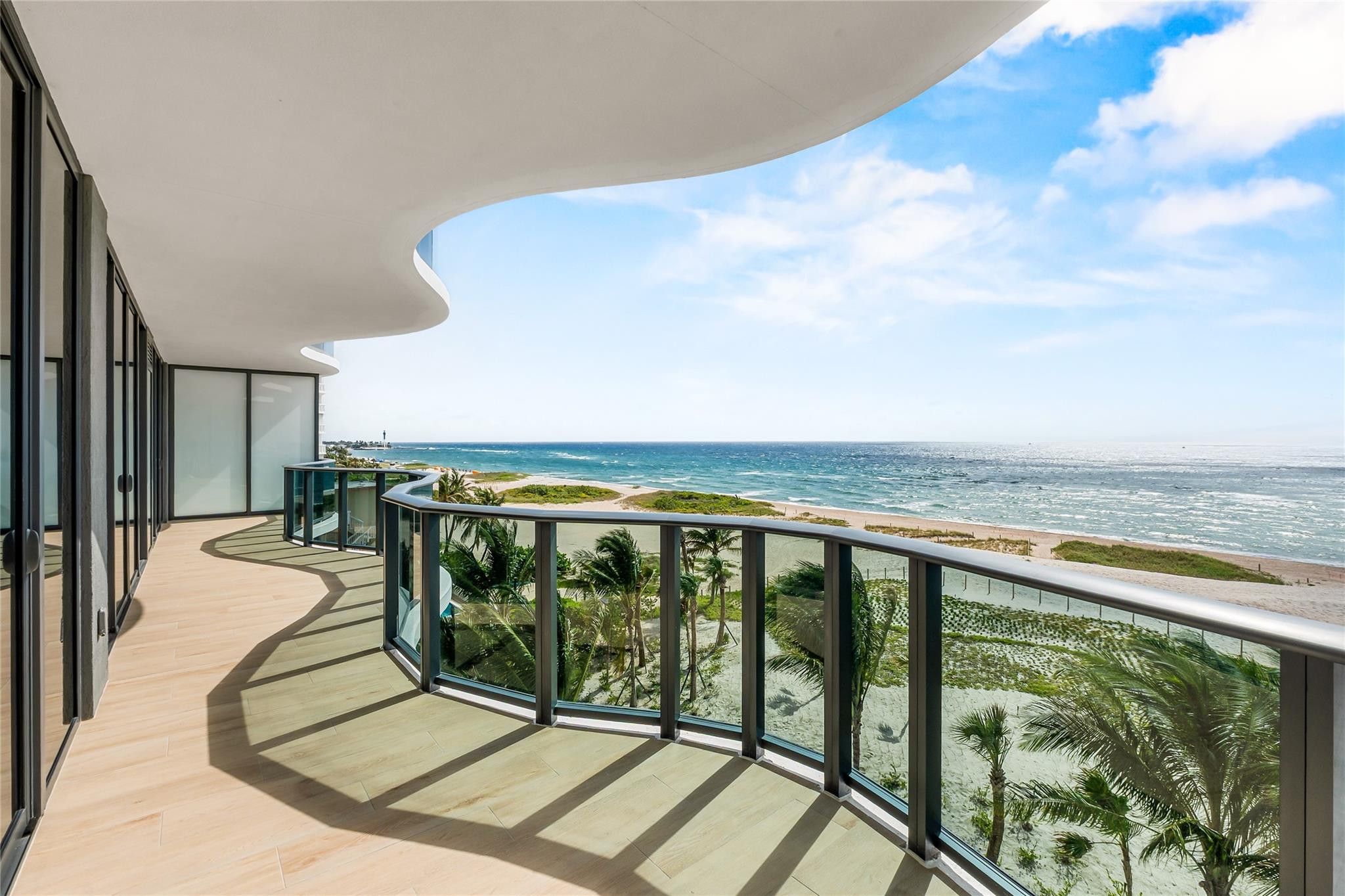 900 N Ocean Boulevard 505 Property Photo 2