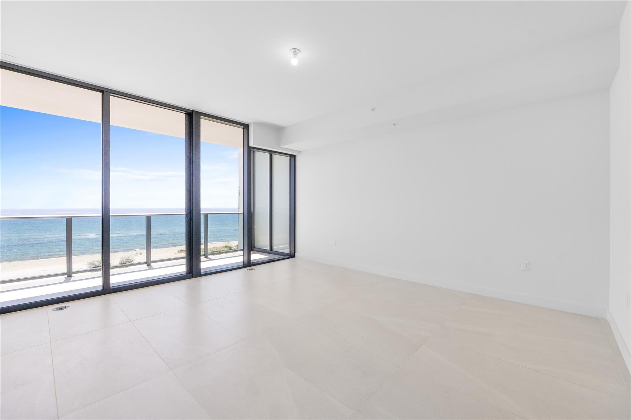 900 N Ocean Boulevard 504 Property Photo 6