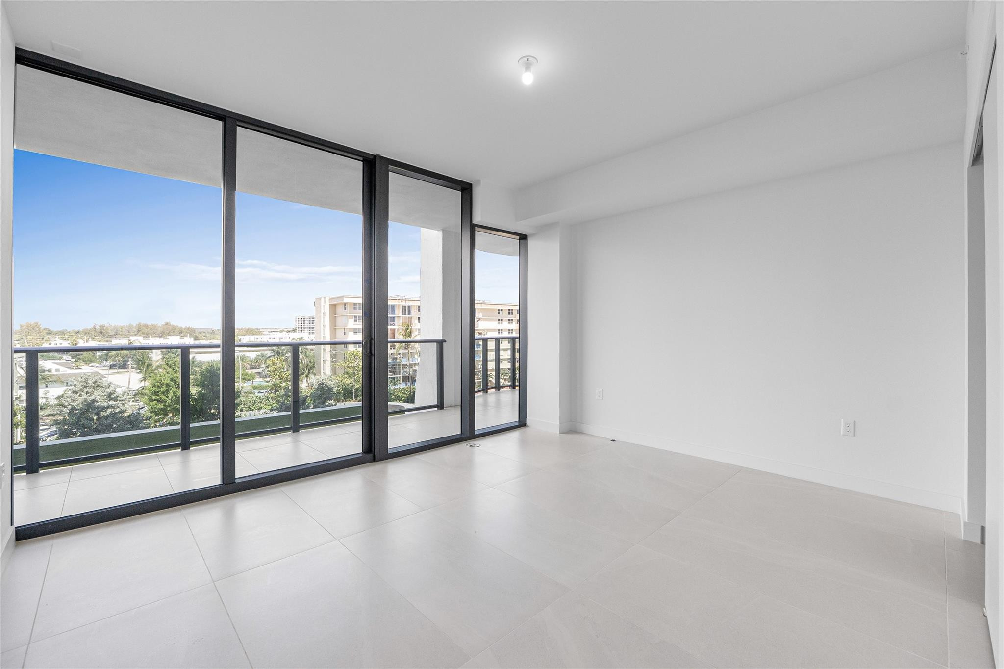 900 N Ocean Boulevard 504 Property Photo 27