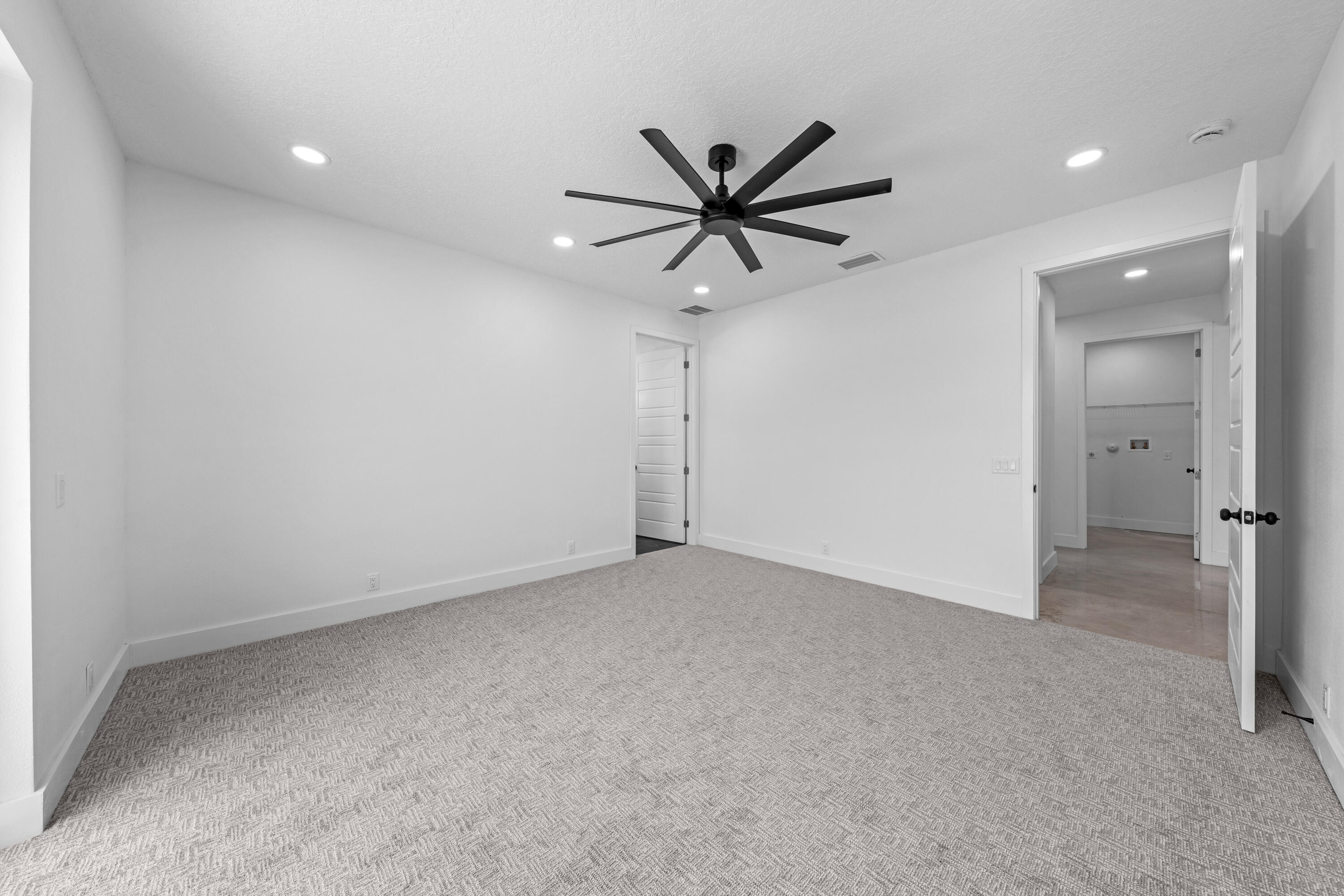 6904 Salerno Road Property Photo 18
