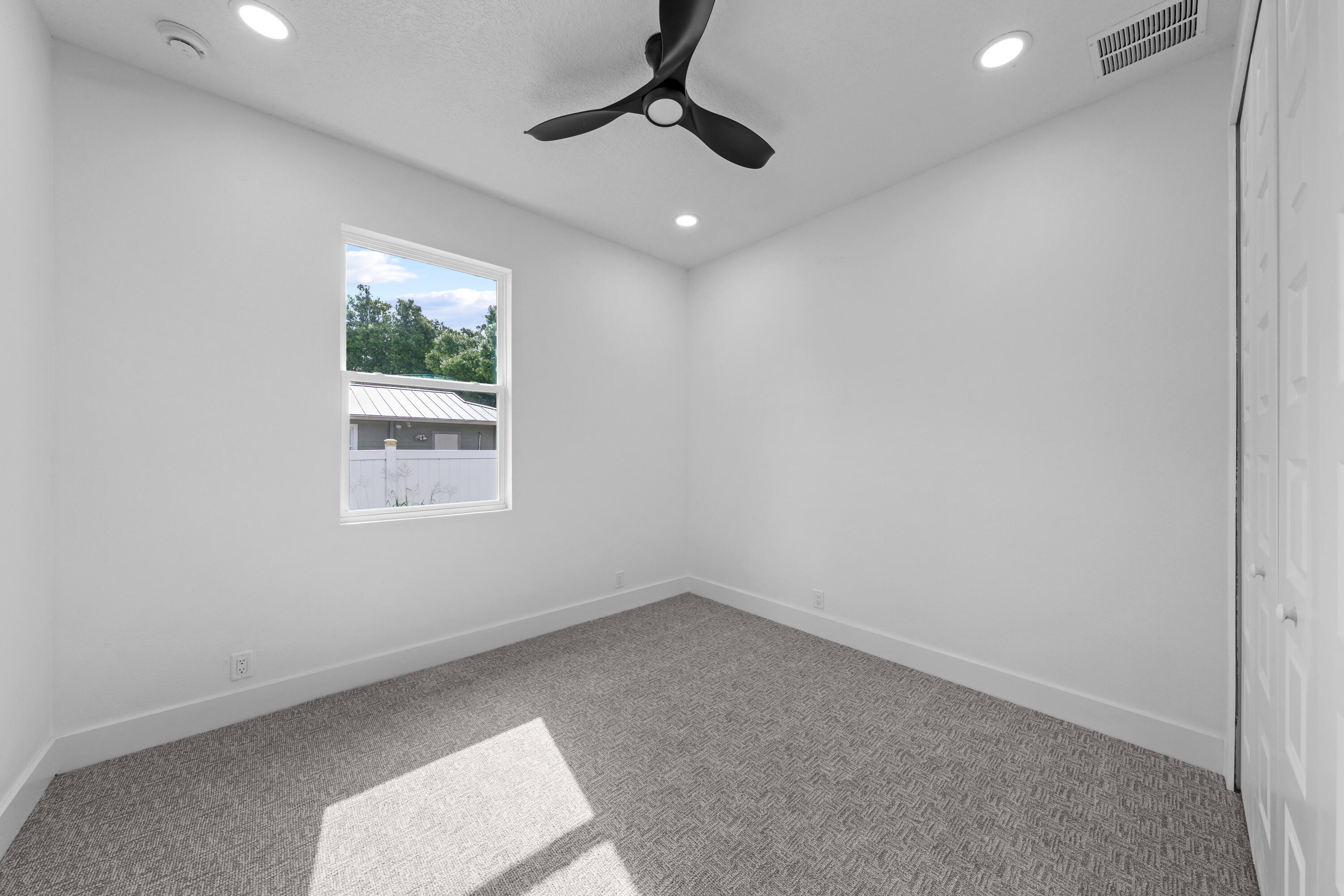 6904 Salerno Road Property Photo 27