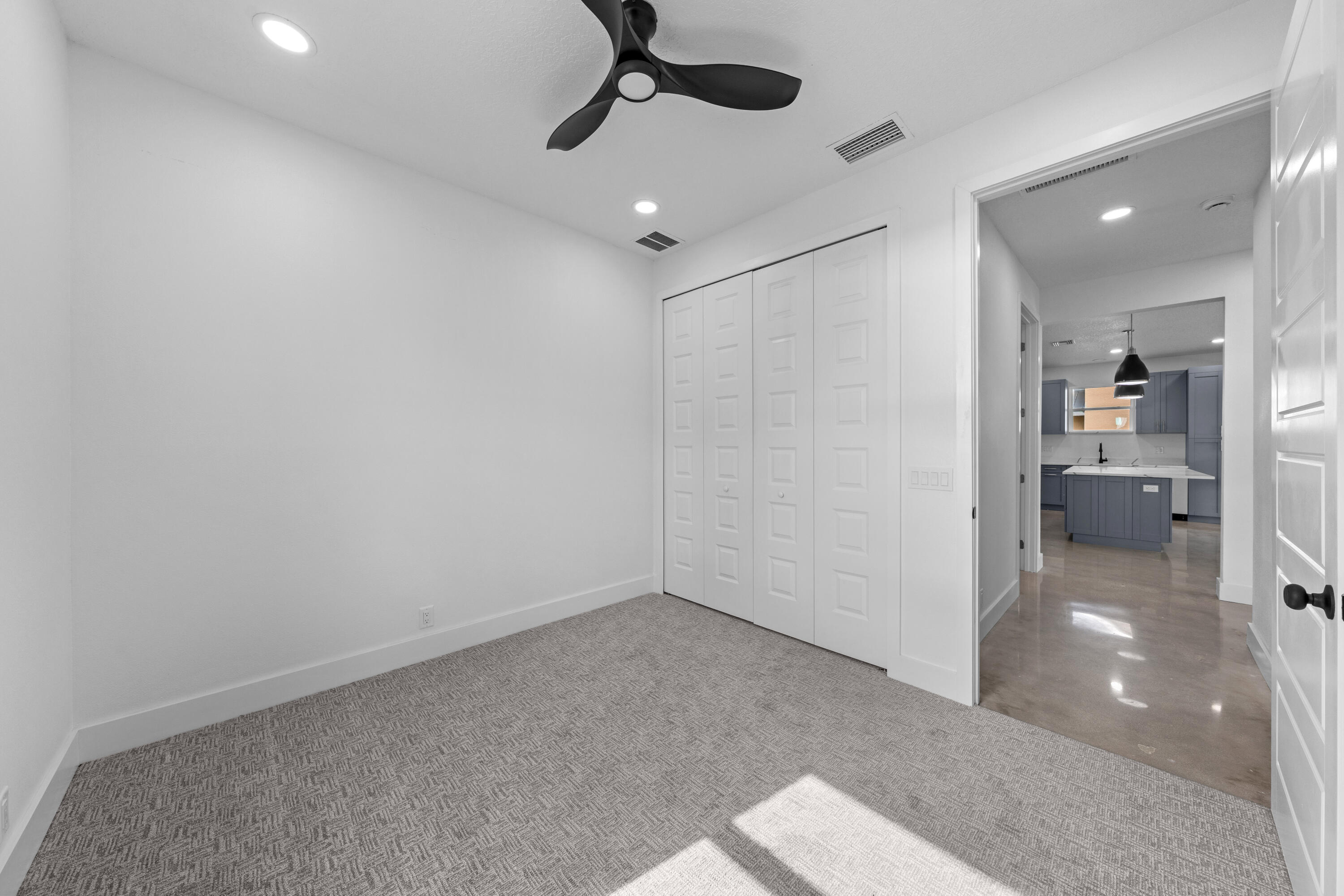 6904 Salerno Road Property Photo 28