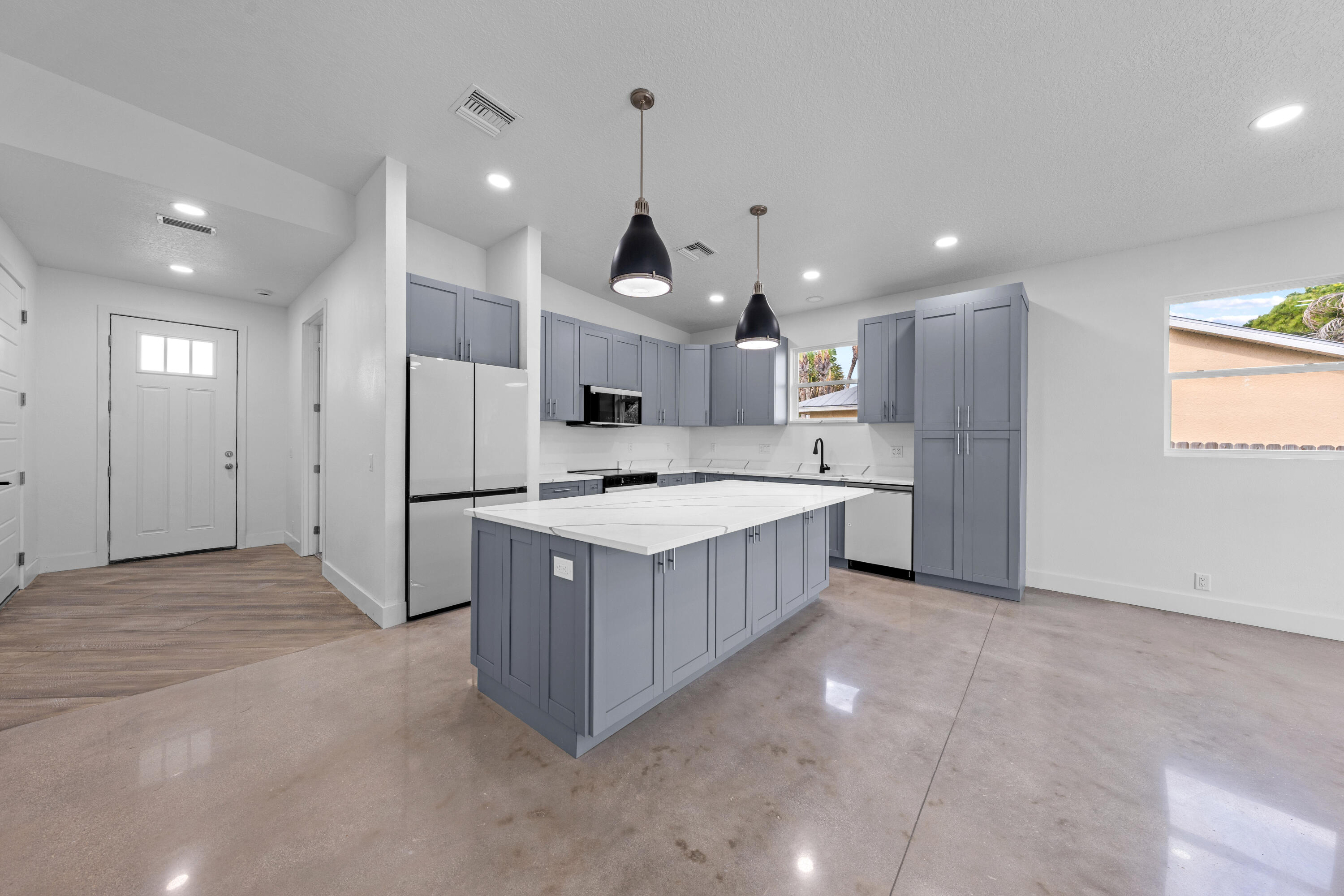6904 Salerno Road Property Photo 31