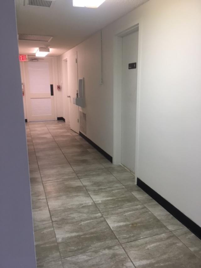 140 S Federal Highway Property Photo 10