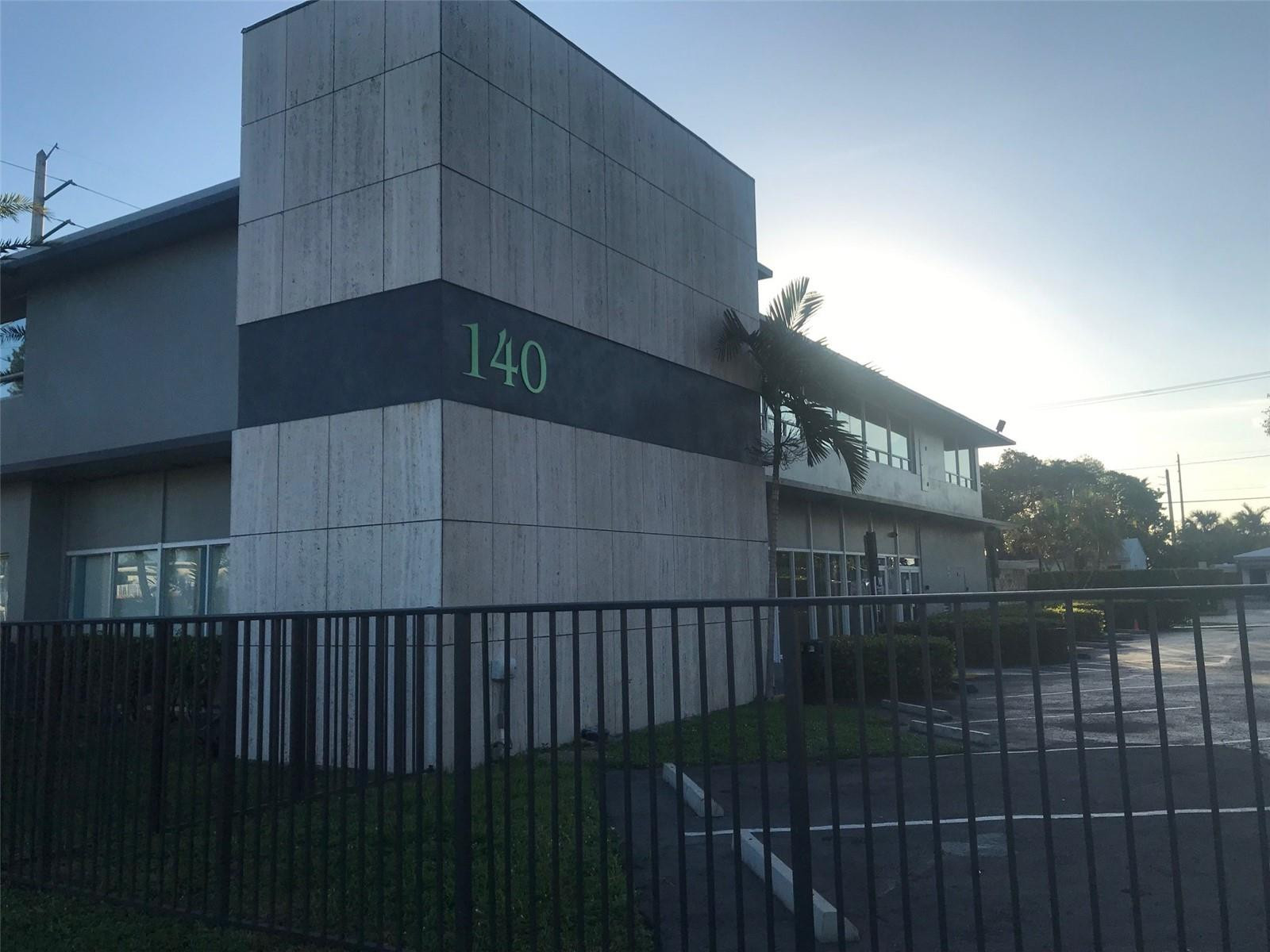 140 S Federal Highway Property Photo 13