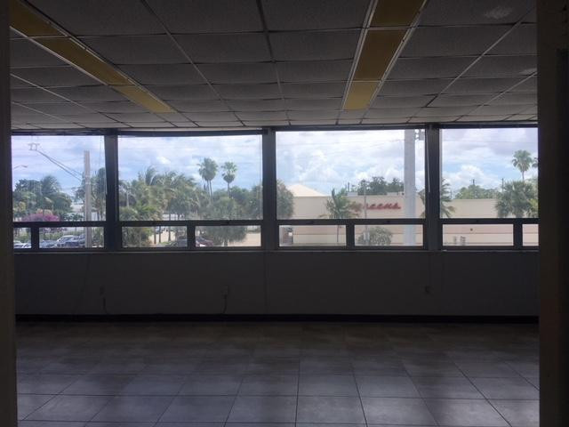 140 S Federal Highway Property Photo 8
