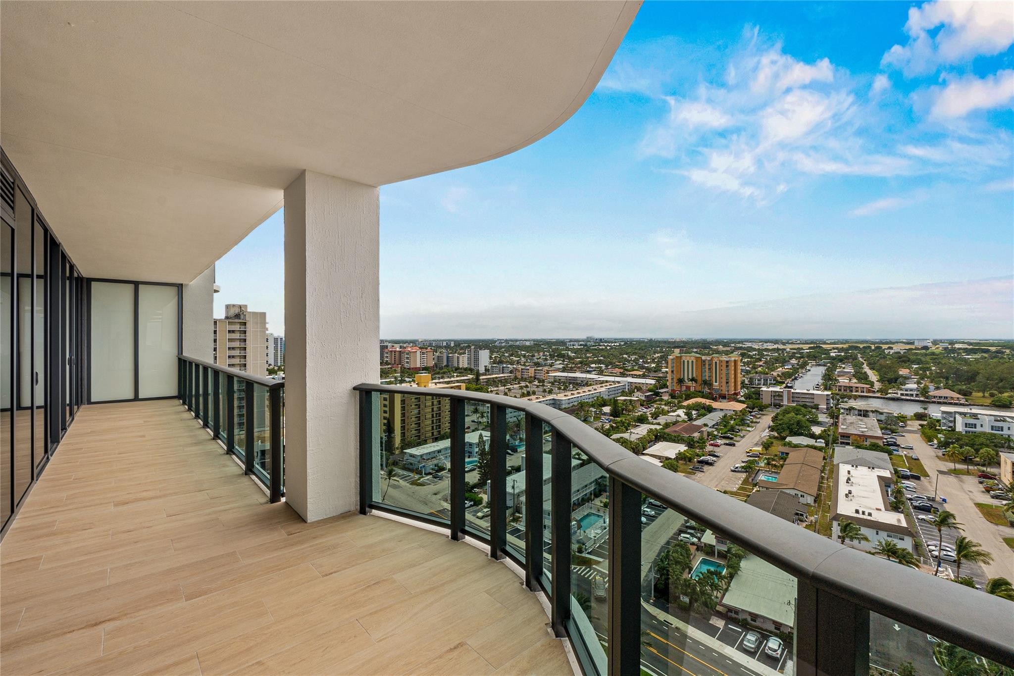 900 N Ocean Boulevard 1604 Property Photo 4