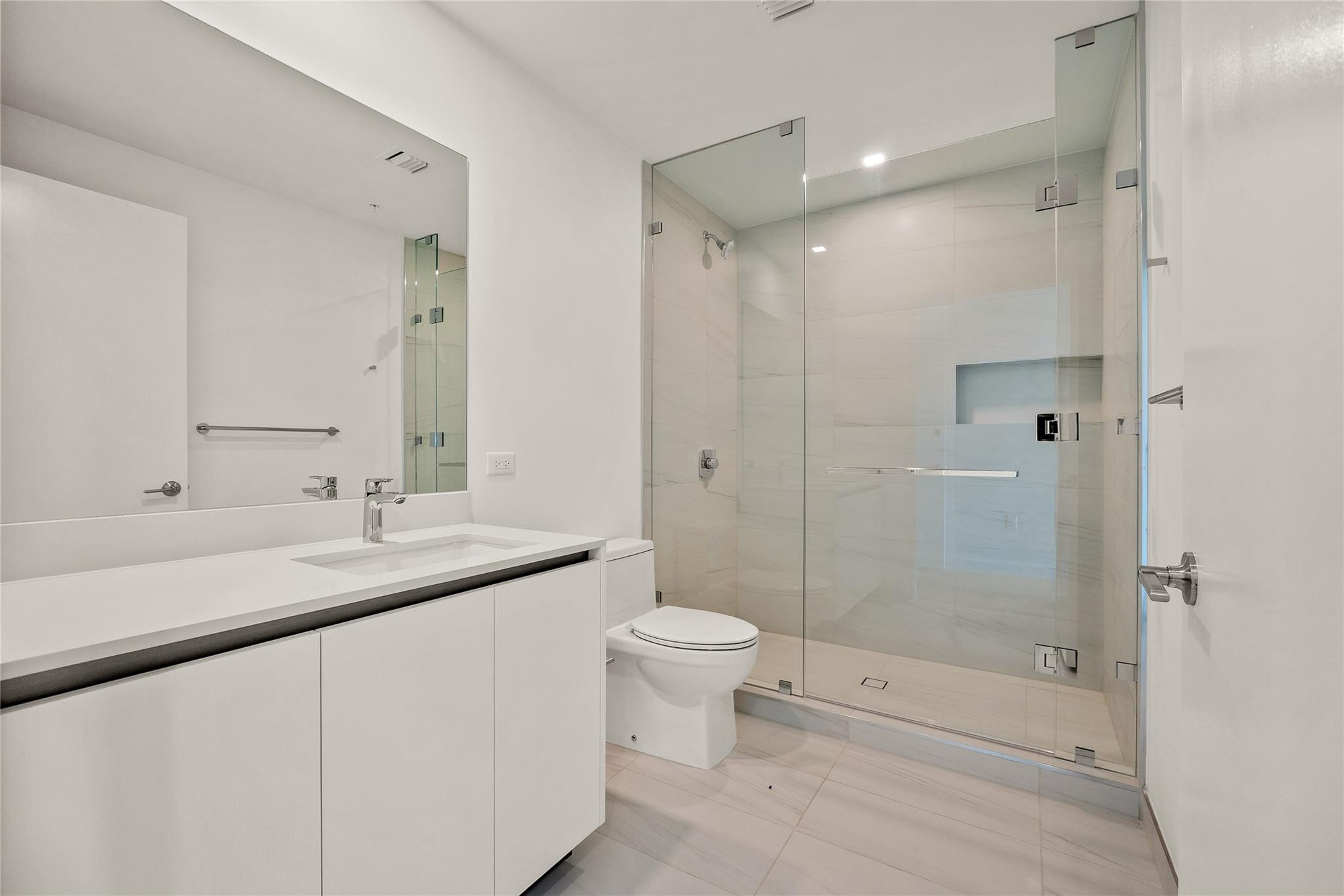 900 N Ocean Boulevard 1604 Property Photo 25
