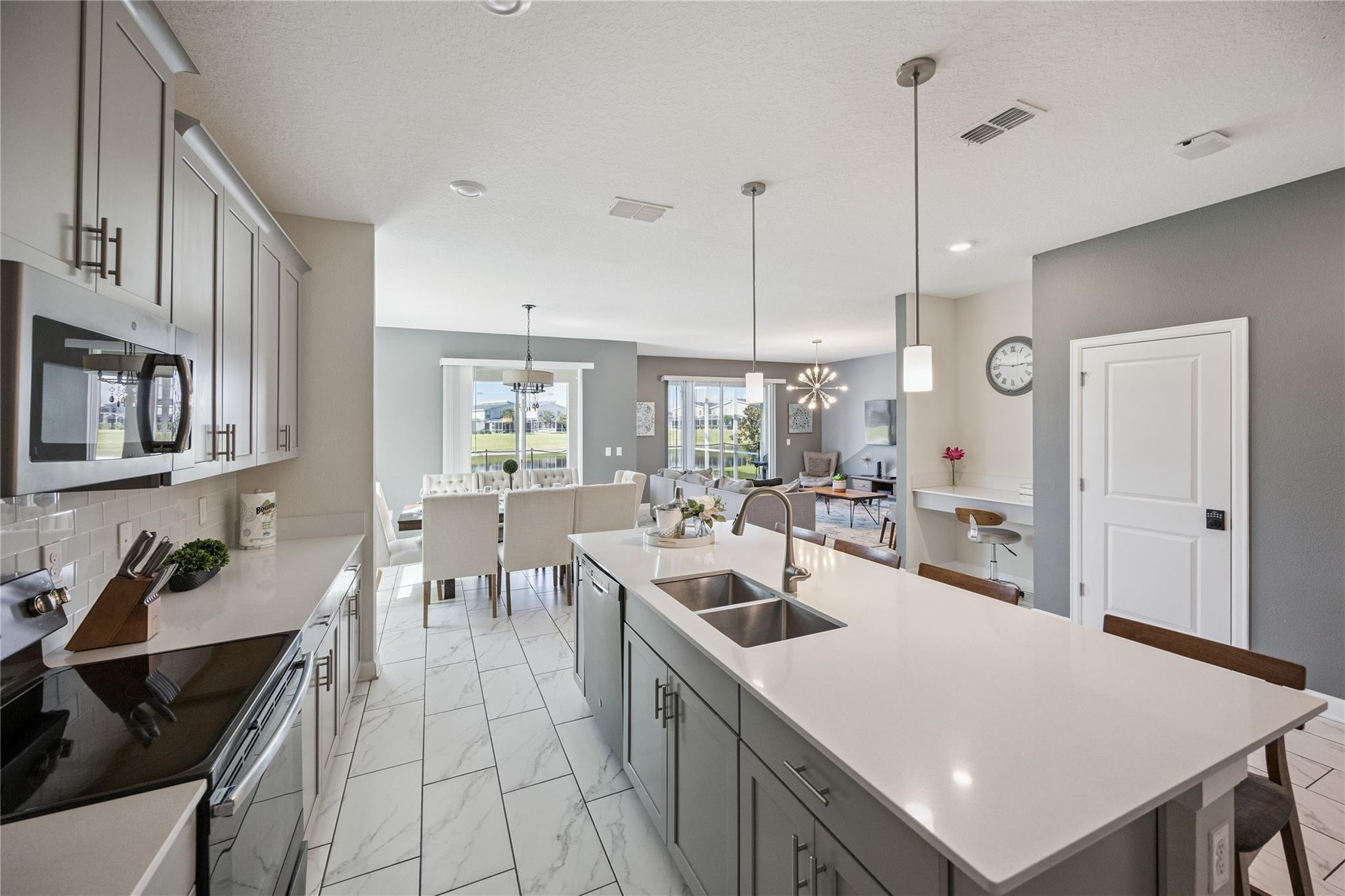 8940 Cabot Cliffs Drive Property Photo 14