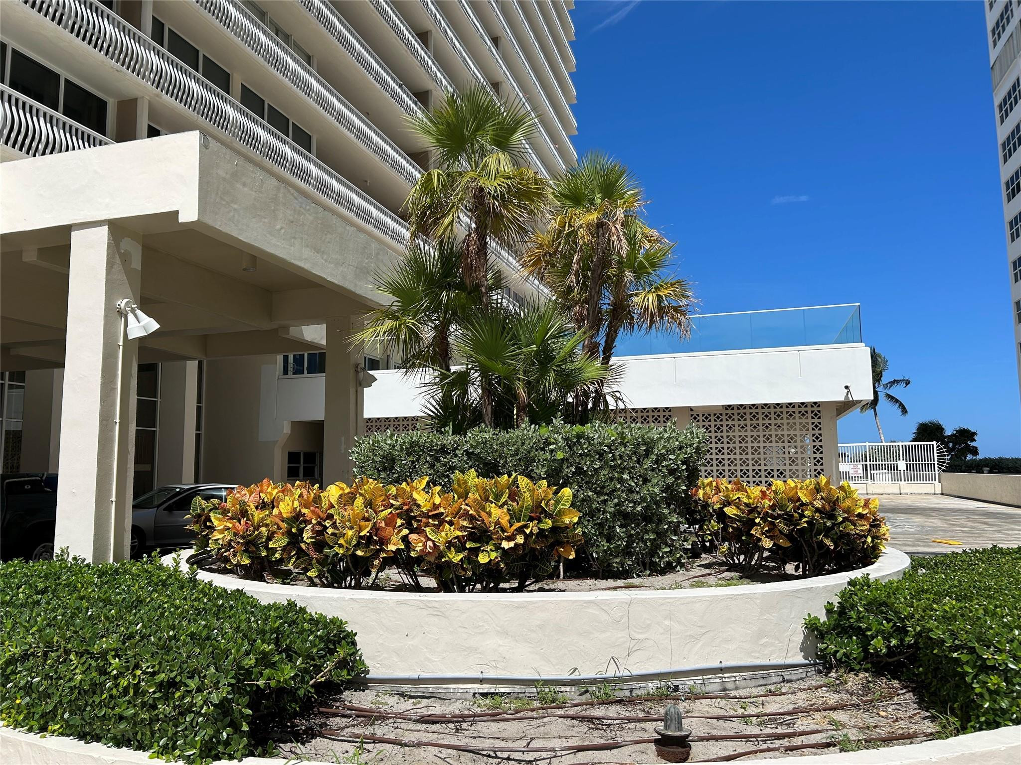 4020 Galt Ocean Drive 106 Property Photo 13