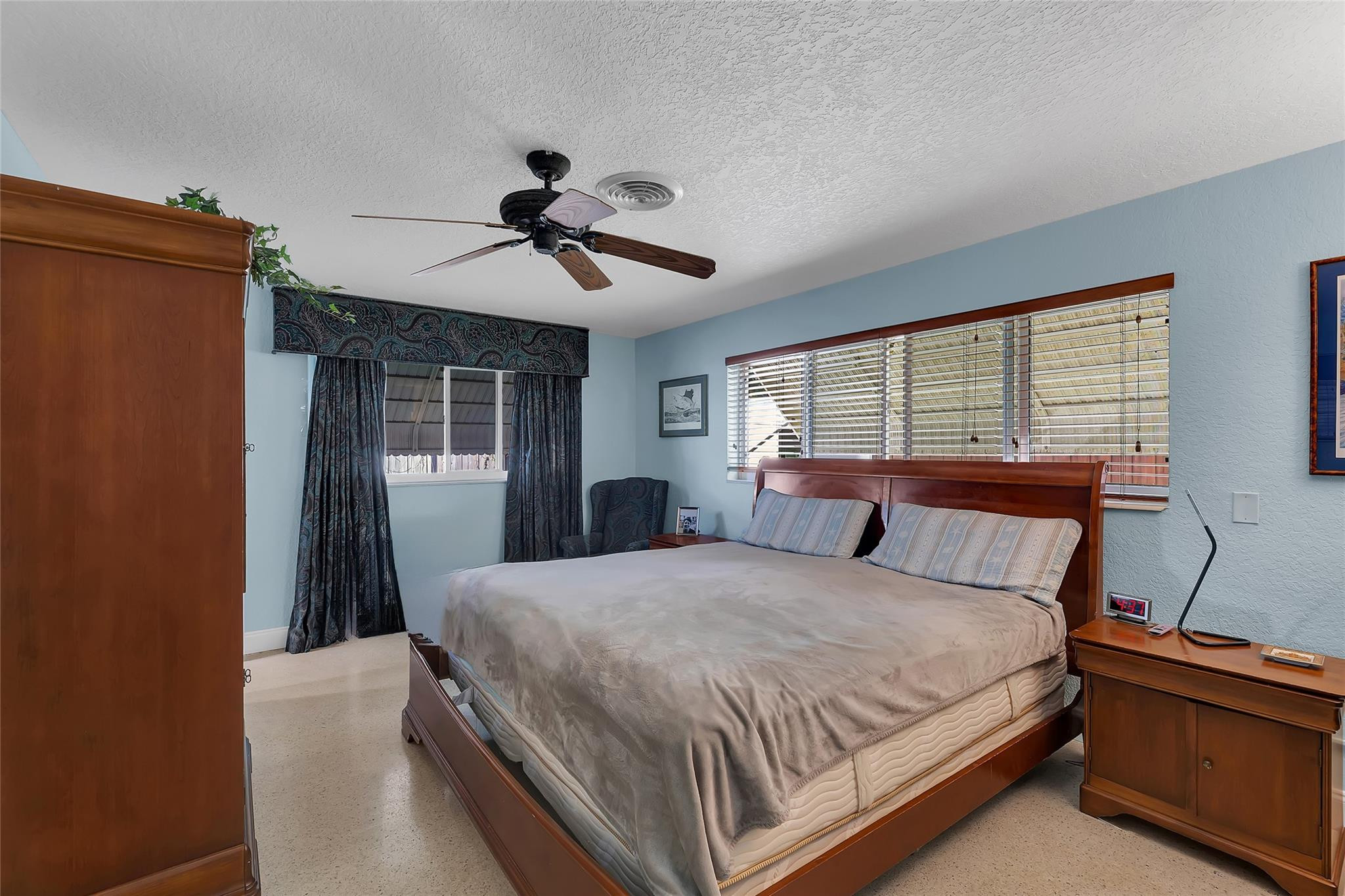 3404 Barton Road Property Photo 25