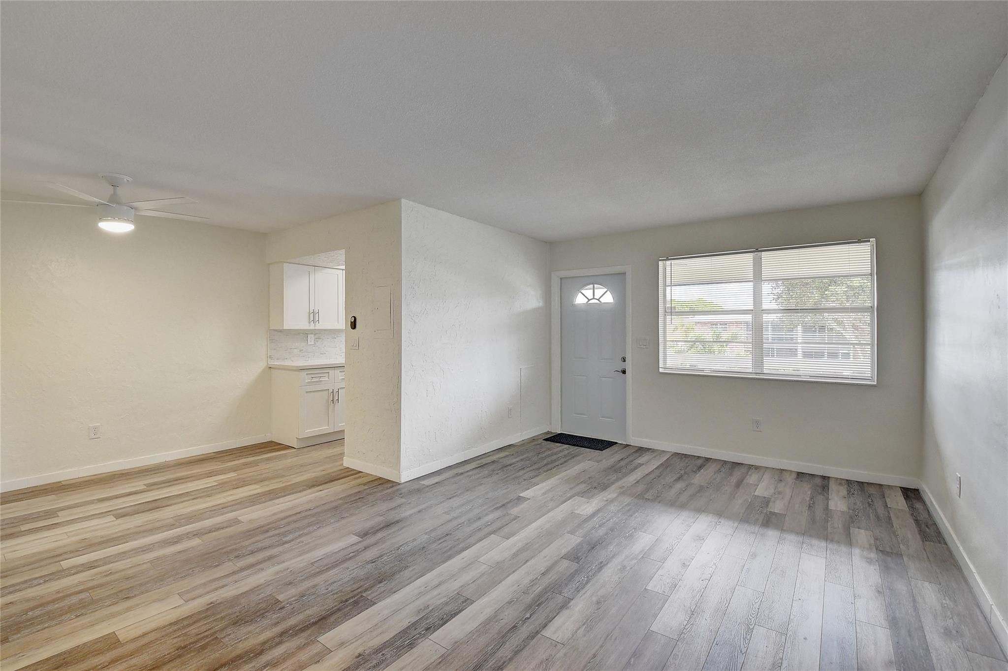 30 Se 13th Street B2 Property Photo 7