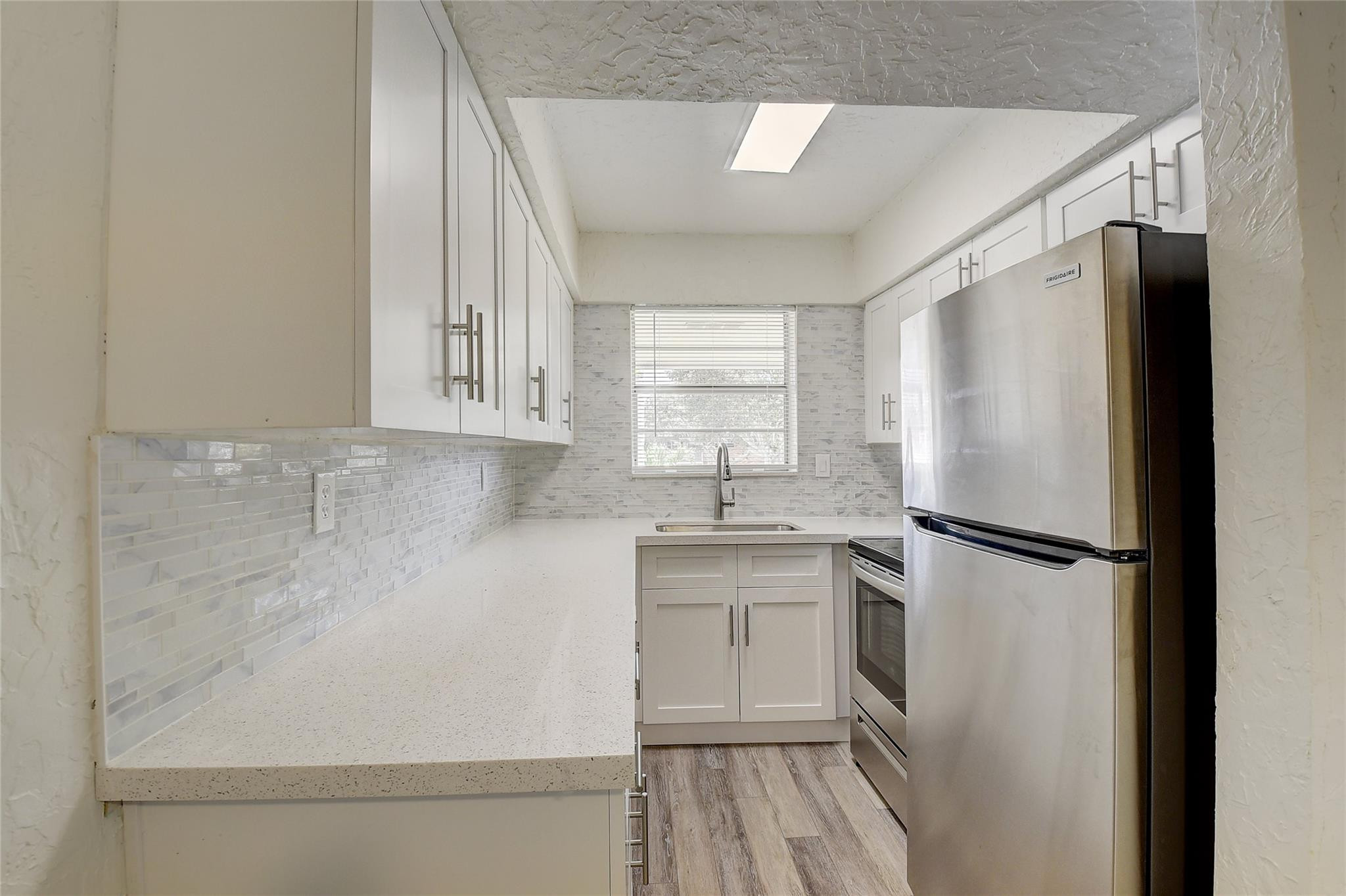 30 Se 13th Street B2 Property Photo 10