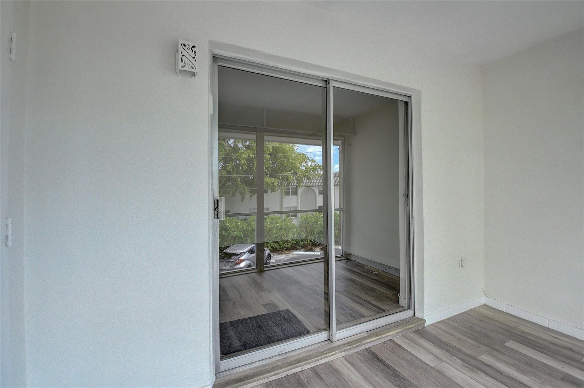 30 Se 13th Street B2 Property Photo 18