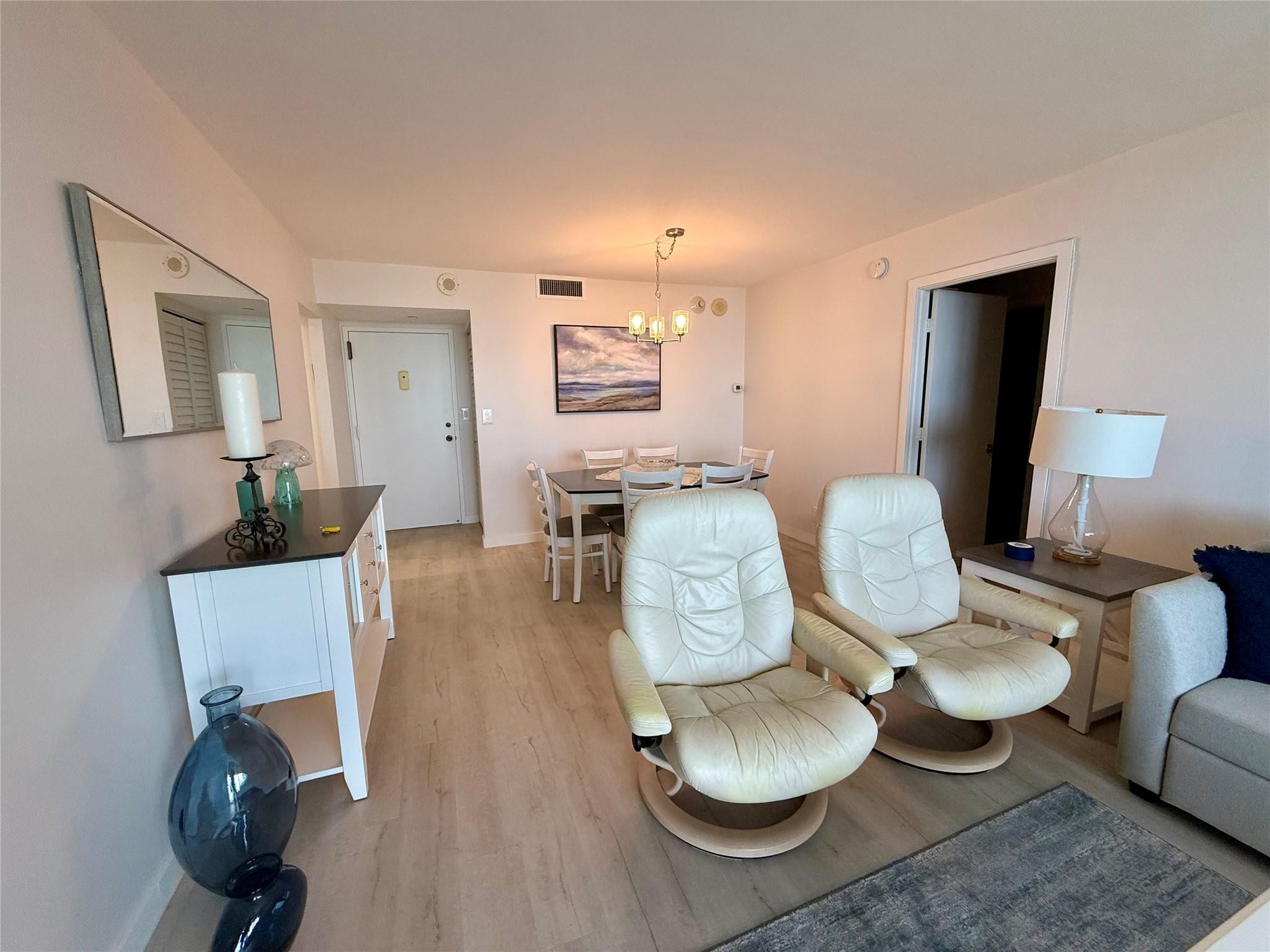 101 Briny Avenue 1803 Property Photo 5