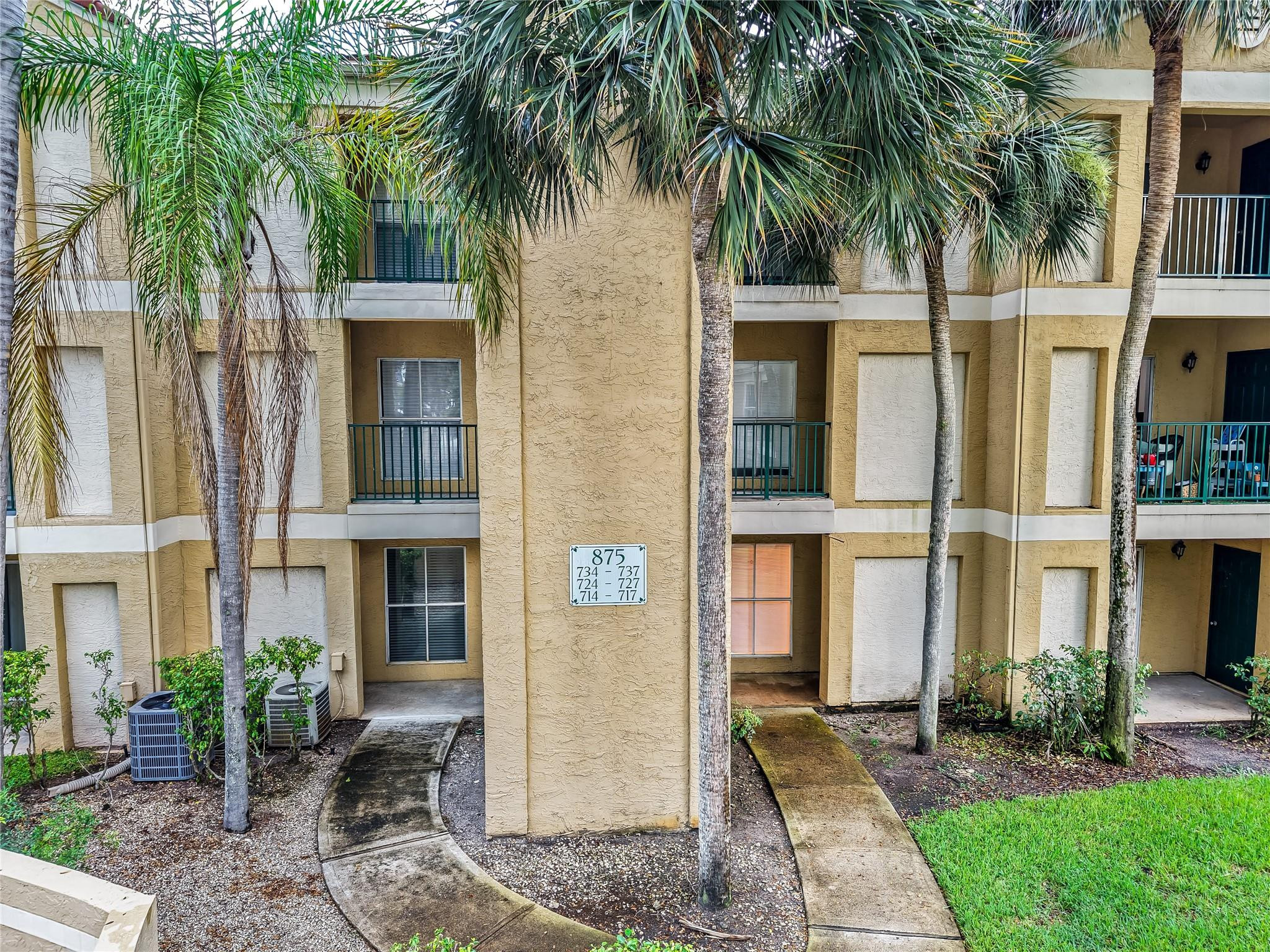 875 Riverside Drive 717 Property Photo 1