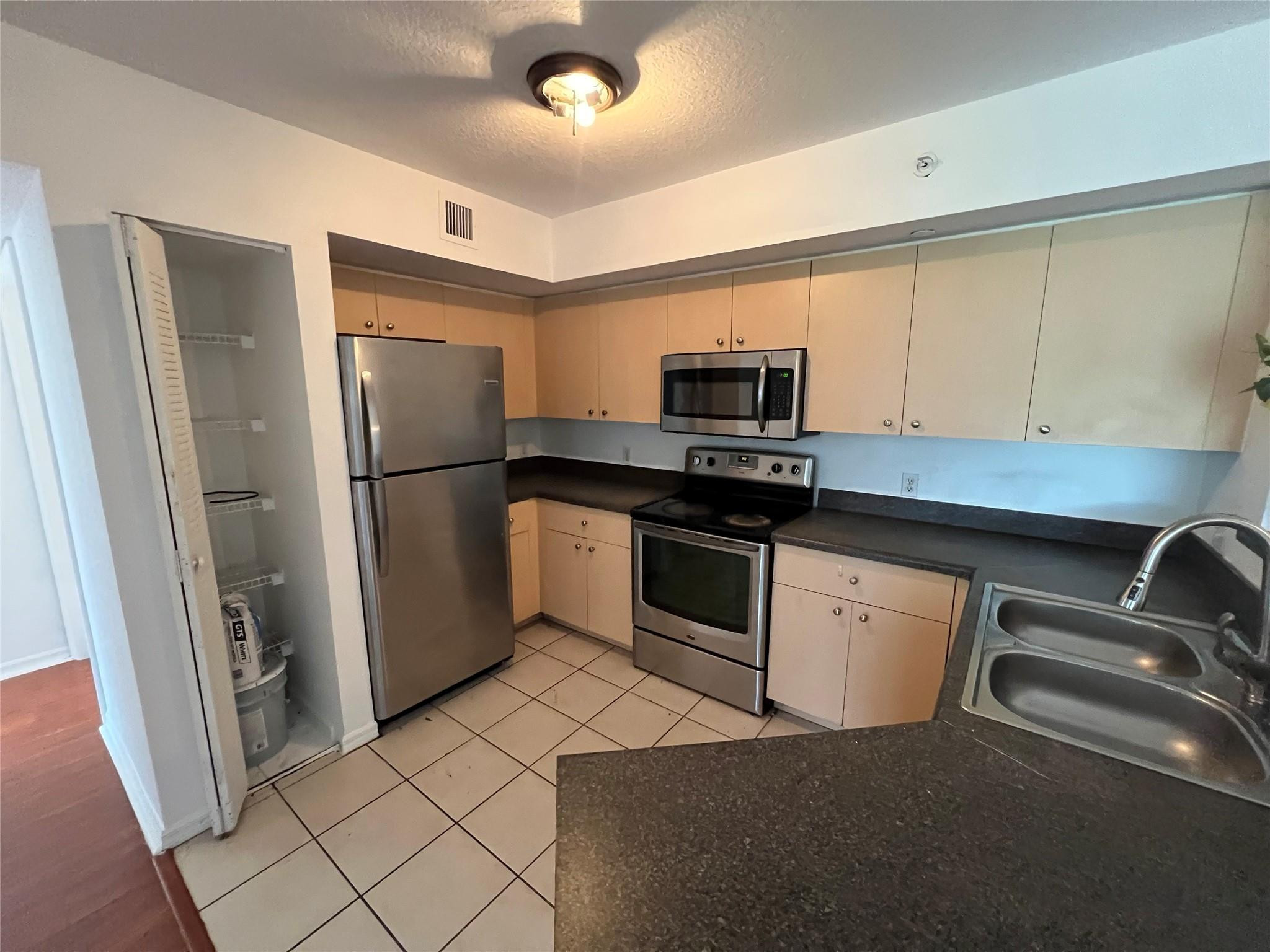 4101 San Marino Boulevard 108 Property Photo 39