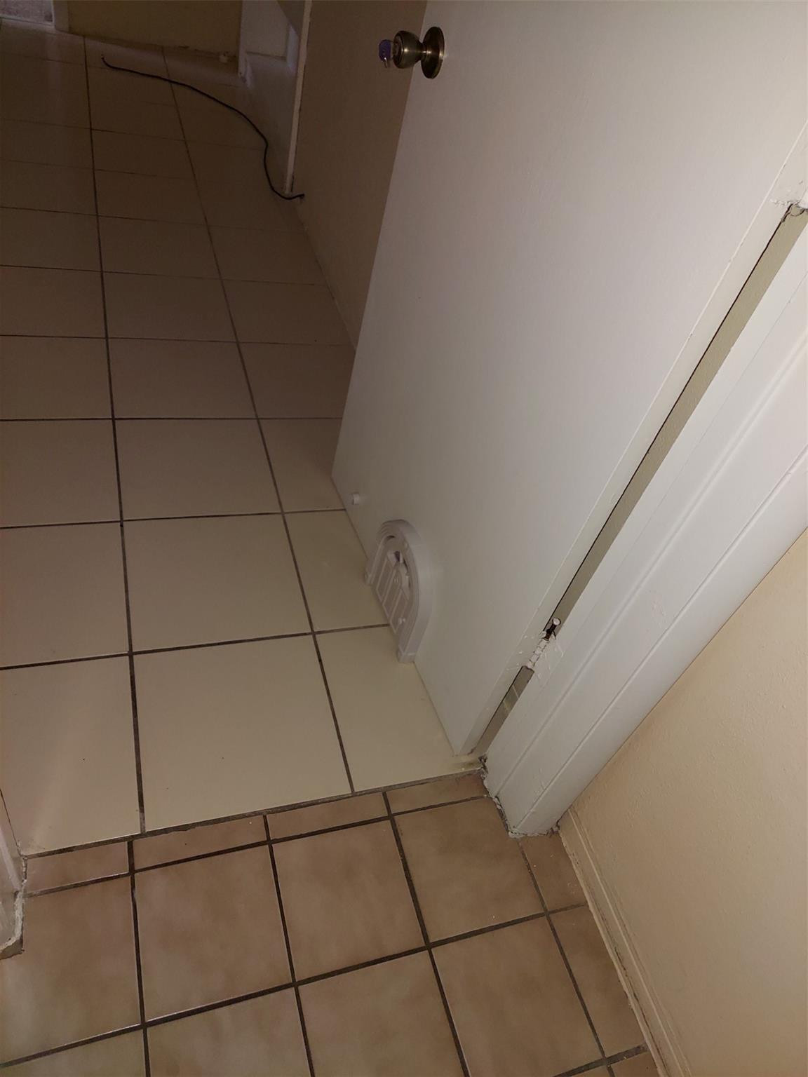 1011 Nw 45th Court Property Photo 16