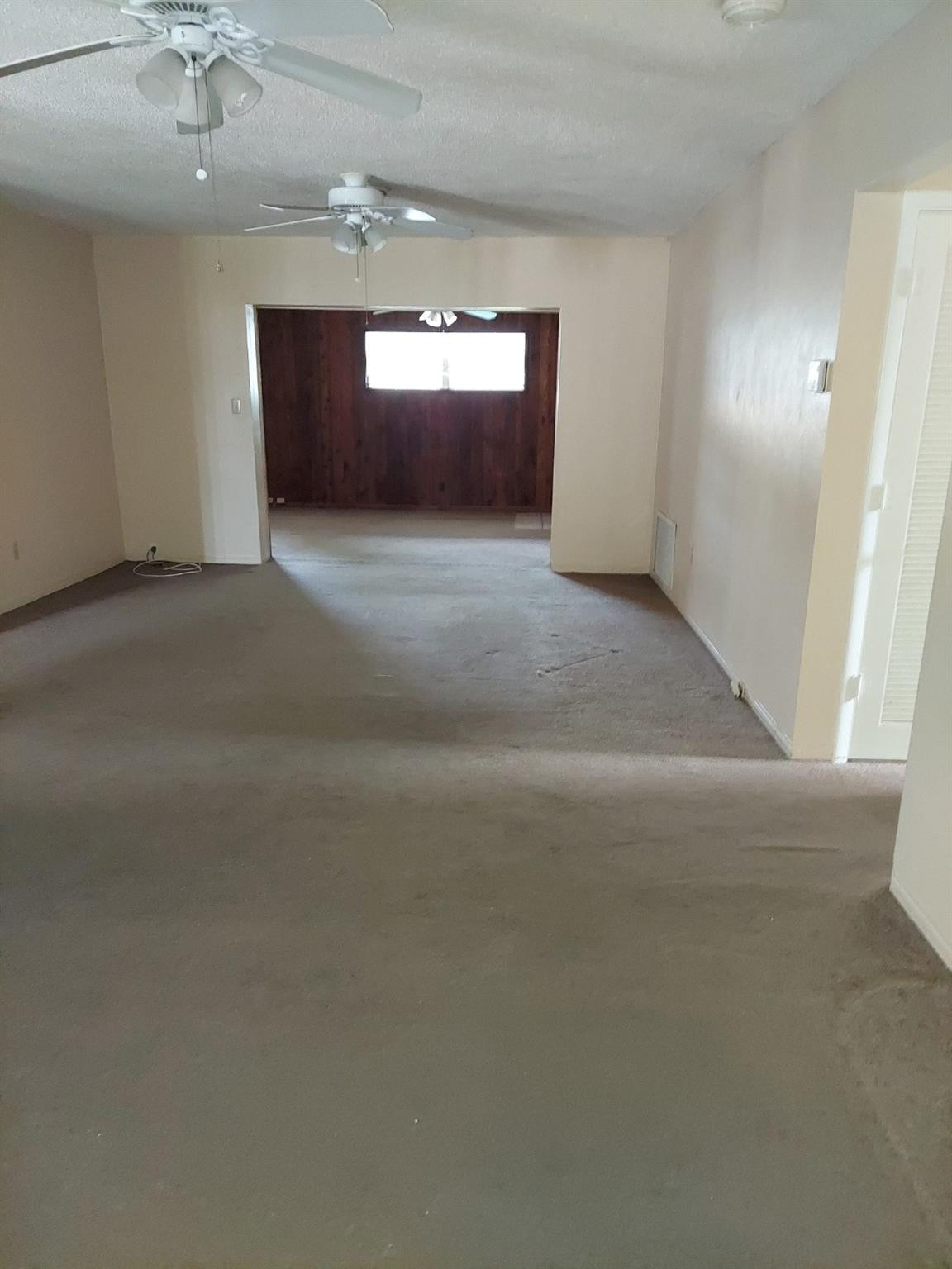 1011 Nw 45th Court Property Photo 17