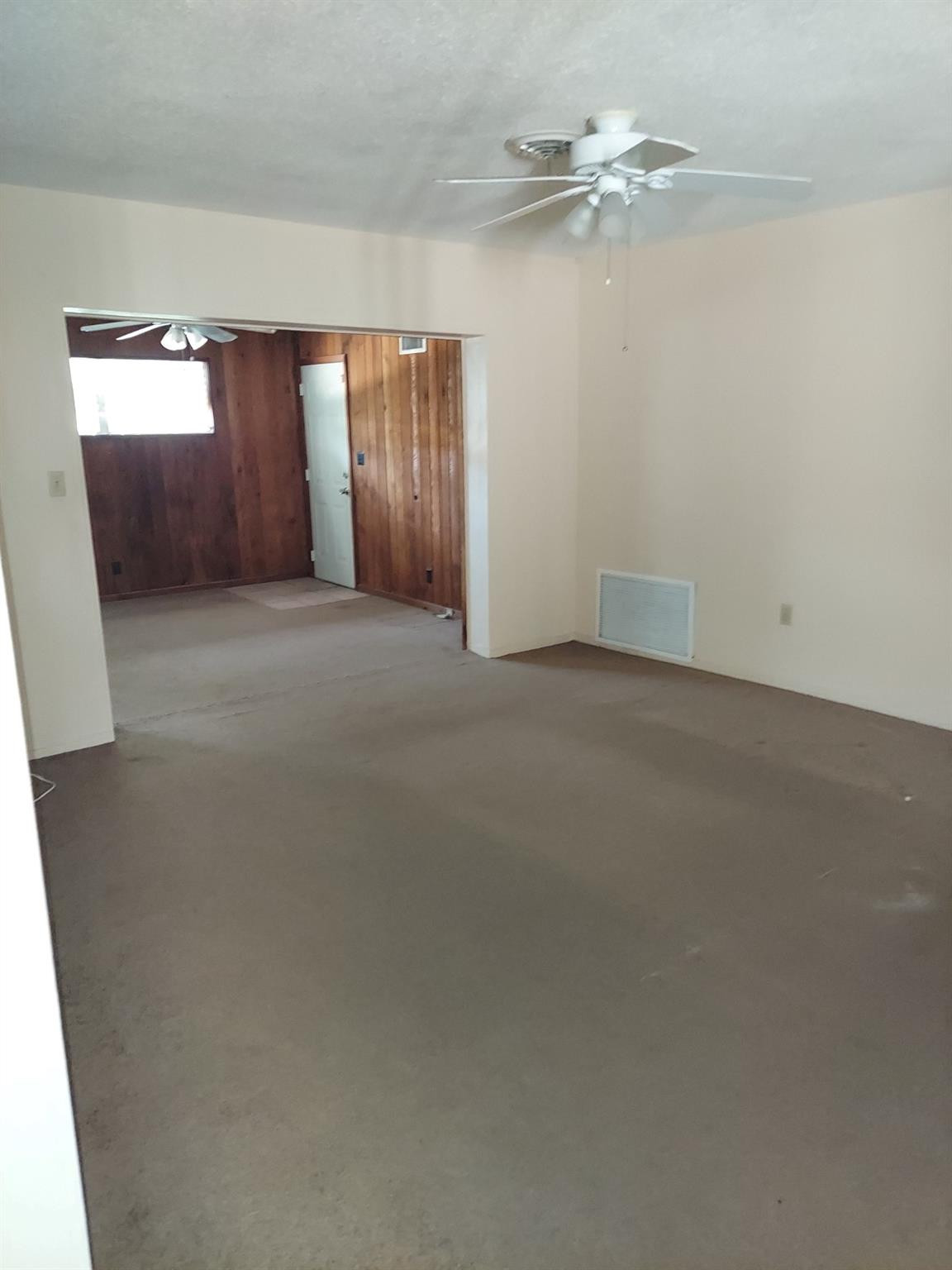 1011 Nw 45th Court Property Photo 18