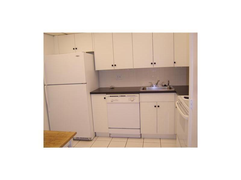4158 Inverrary Drive 404 Property Photo 3