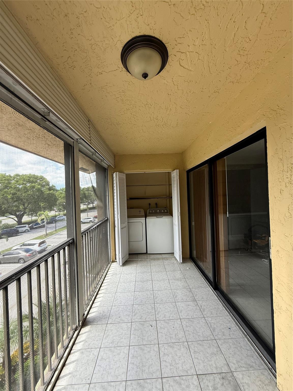 2033 Coral Ridge Drive 2033 Property Photo 4