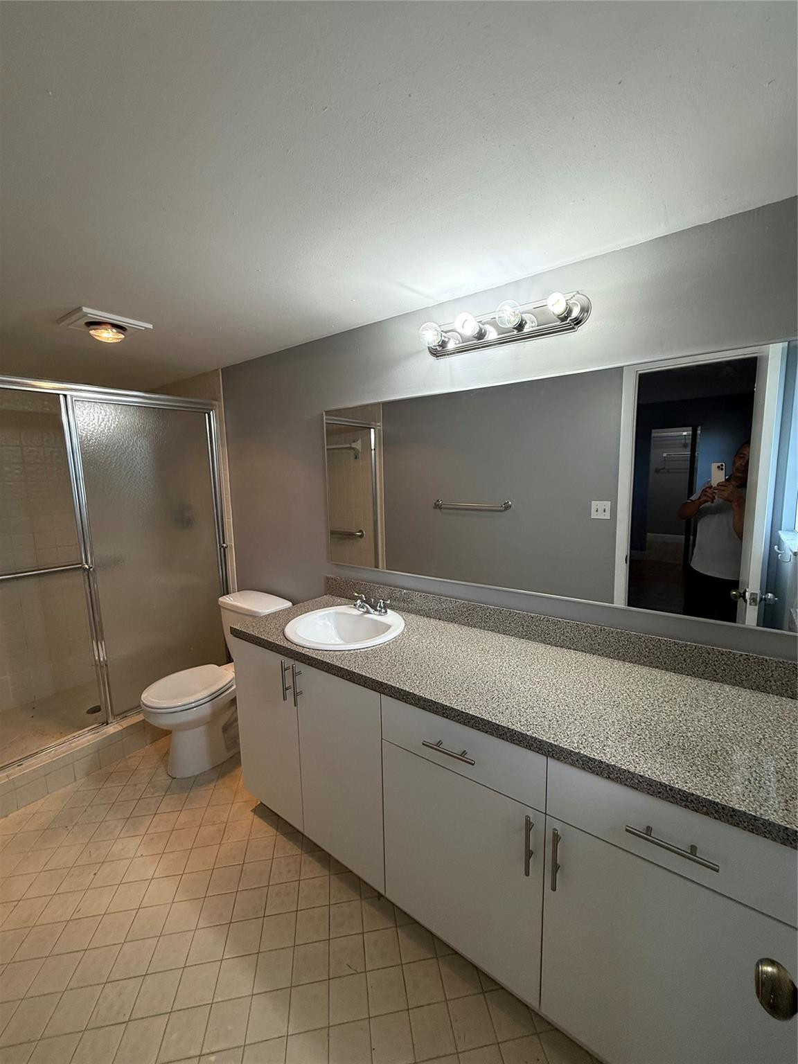 2033 Coral Ridge Drive 2033 Property Photo 7