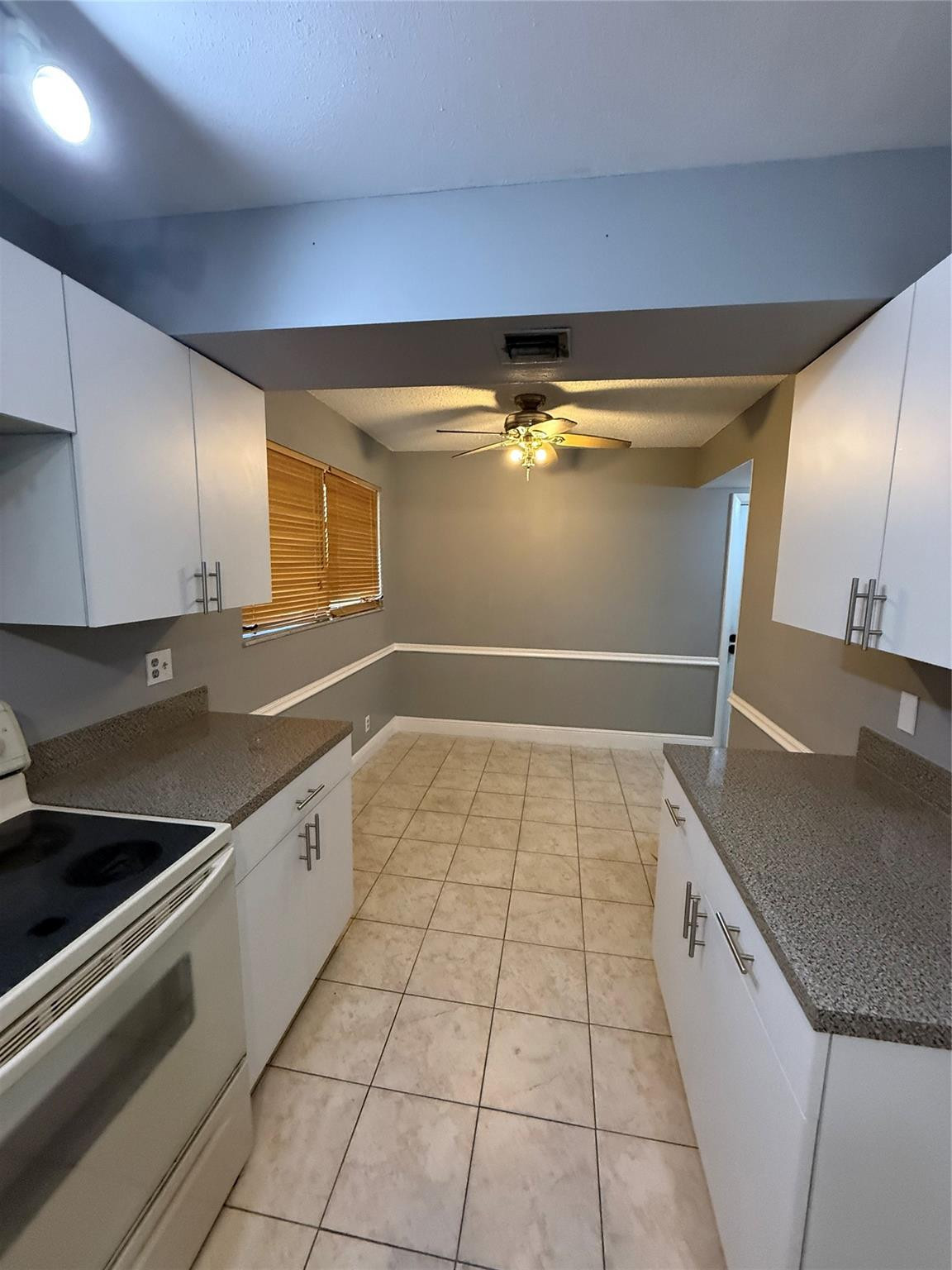2033 Coral Ridge Drive 2033 Property Photo 11